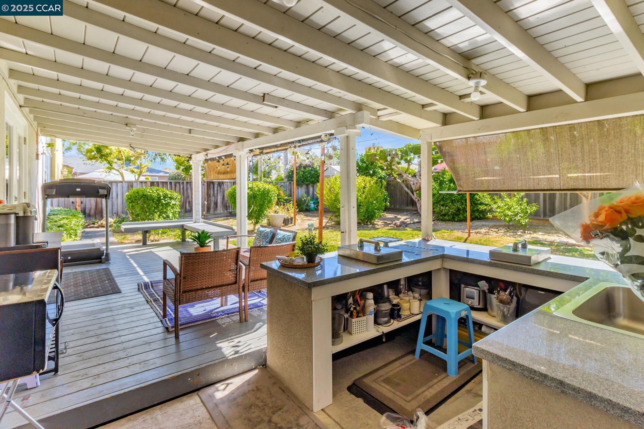 Detail Gallery Image 34 of 38 For 960 Live Oak Dr, Santa Clara,  CA 95051 - 4 Beds | 3 Baths