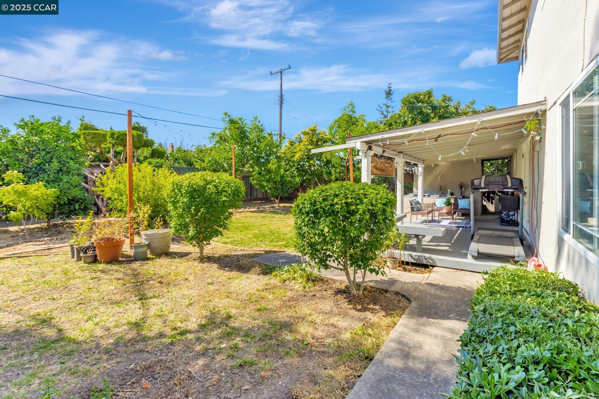 Detail Gallery Image 36 of 38 For 960 Live Oak Dr, Santa Clara,  CA 95051 - 4 Beds | 3 Baths