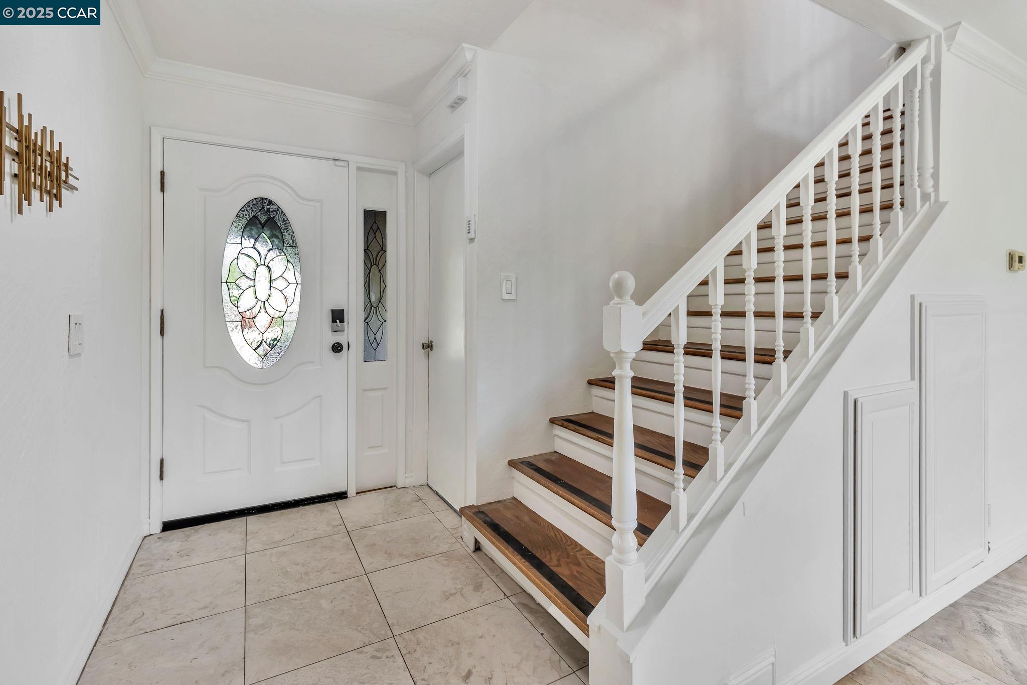 Detail Gallery Image 5 of 38 For 960 Live Oak Dr, Santa Clara,  CA 95051 - 4 Beds | 3 Baths