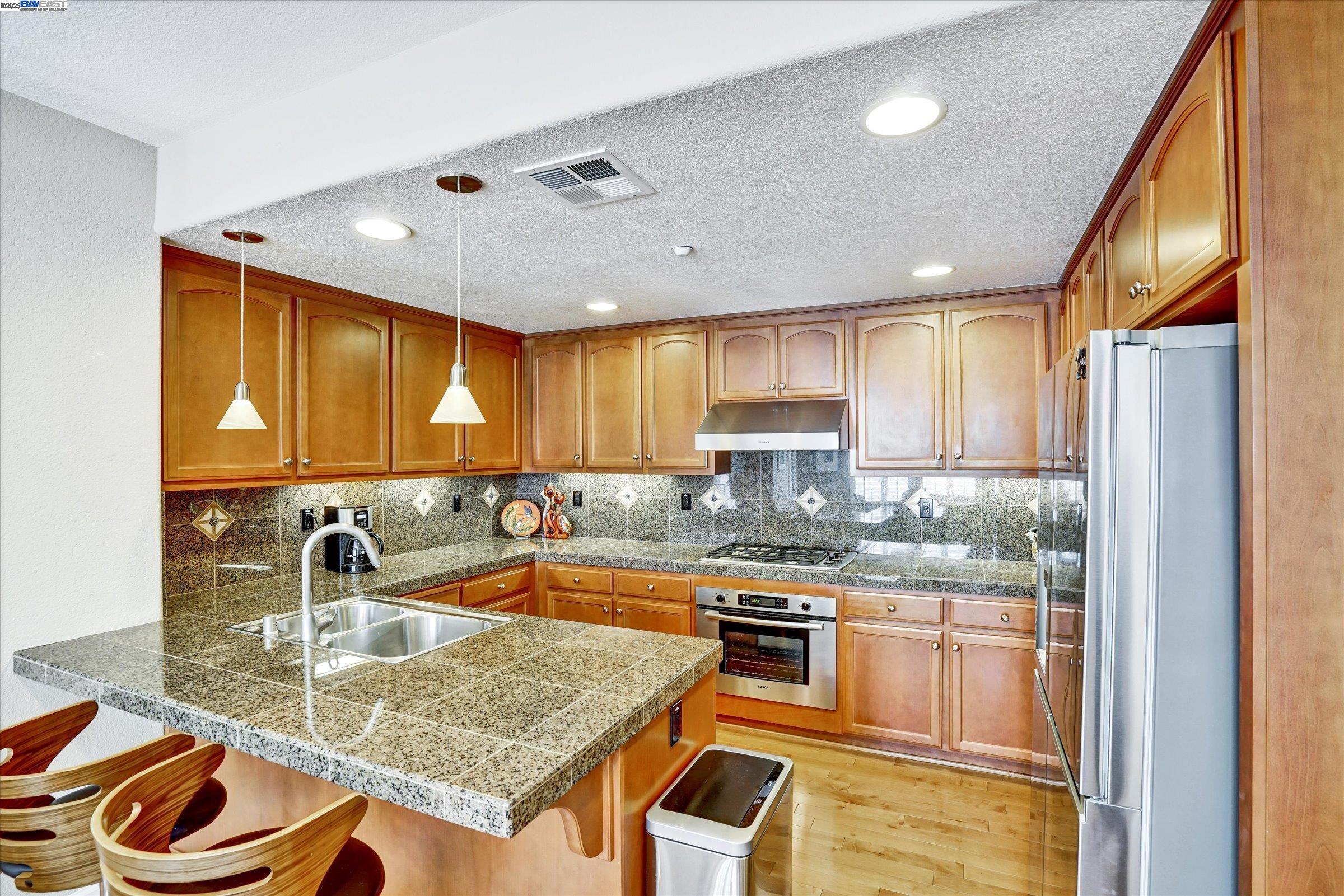 Photo #14: 41101975 Listing: Photo #14
