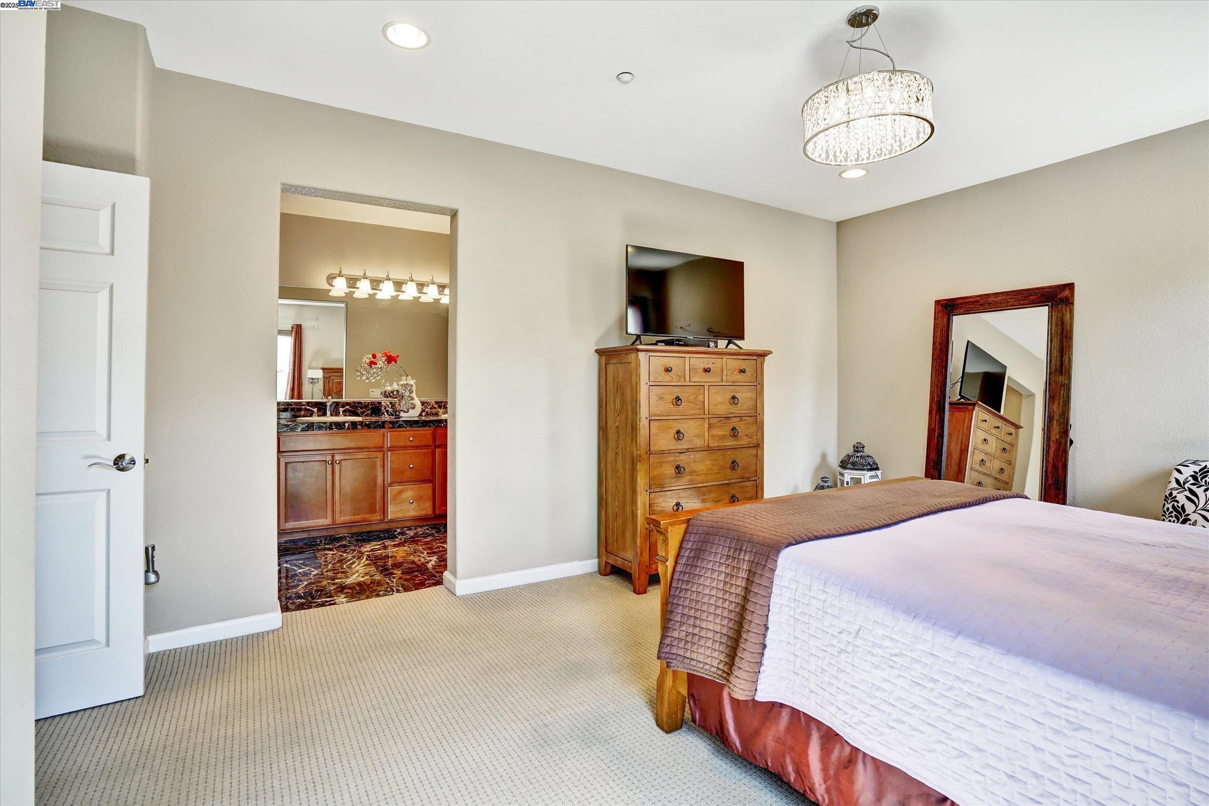 Photo #24: 41101975 Listing: Photo #24