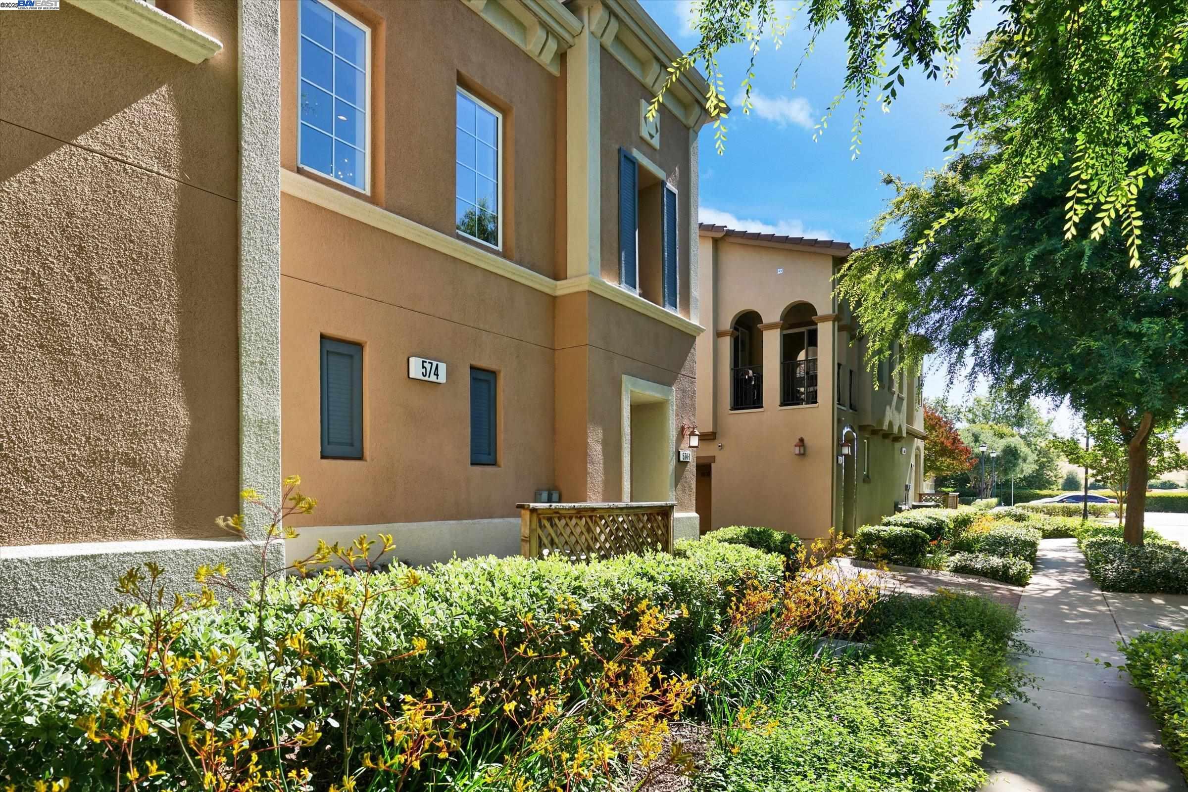 Photo #6: 41101975 Listing 