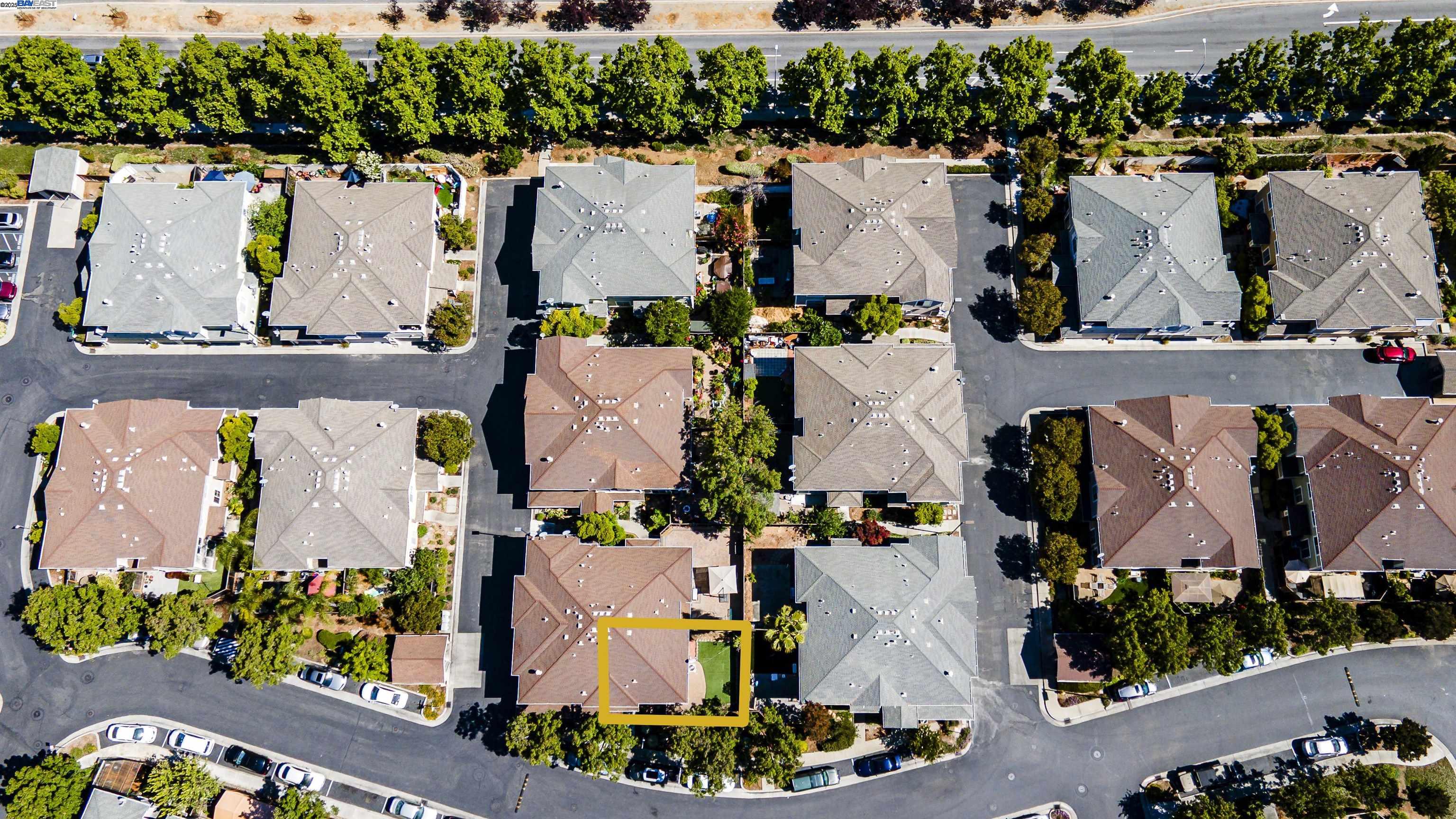 Detail Gallery Image 18 of 21 For 432 Curraghmore Court, San Jose,  CA 95136 - 3 Beds | 2/1 Baths