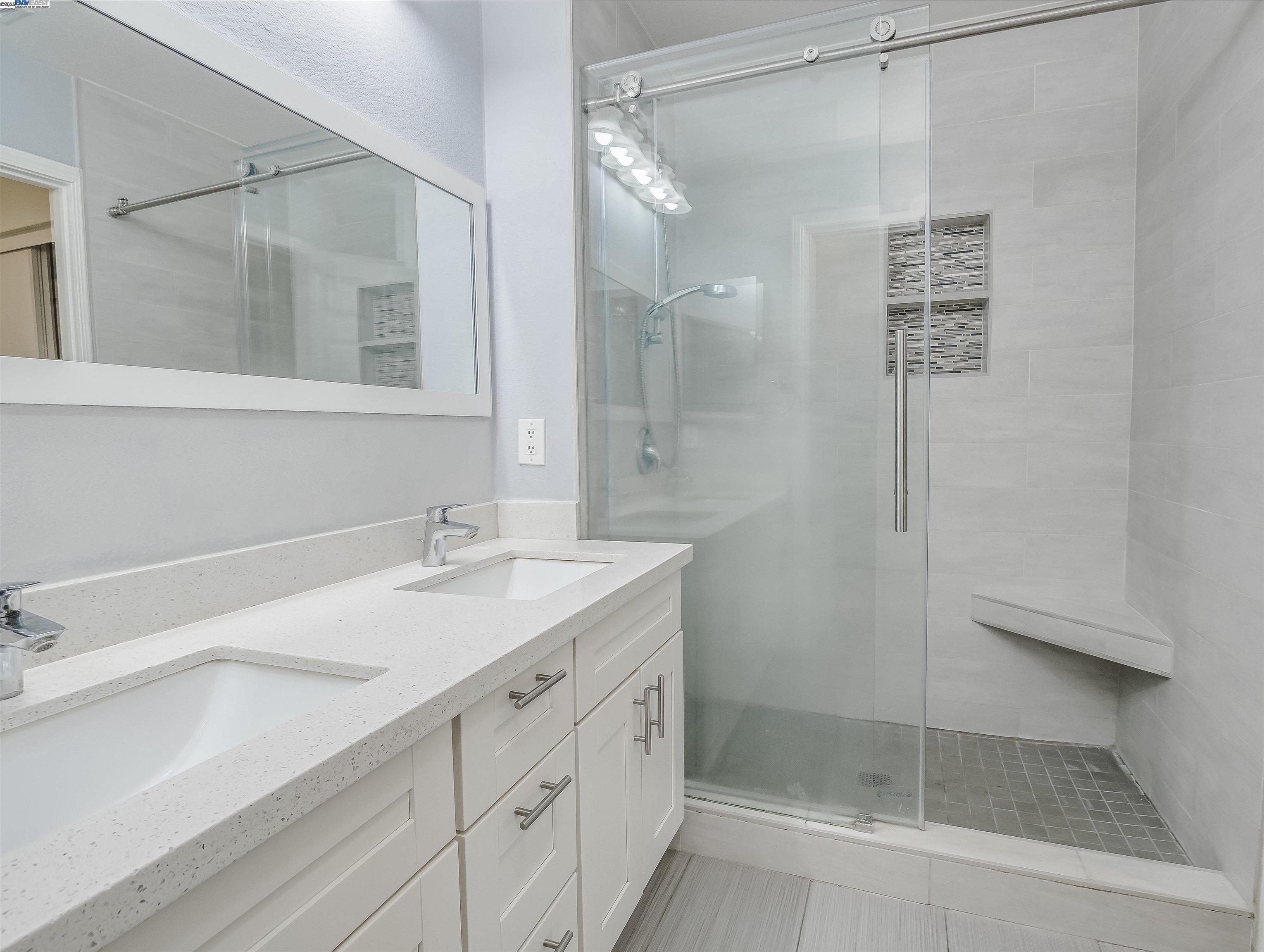 Detail Gallery Image 8 of 21 For 432 Curraghmore Court, San Jose,  CA 95136 - 3 Beds | 2/1 Baths