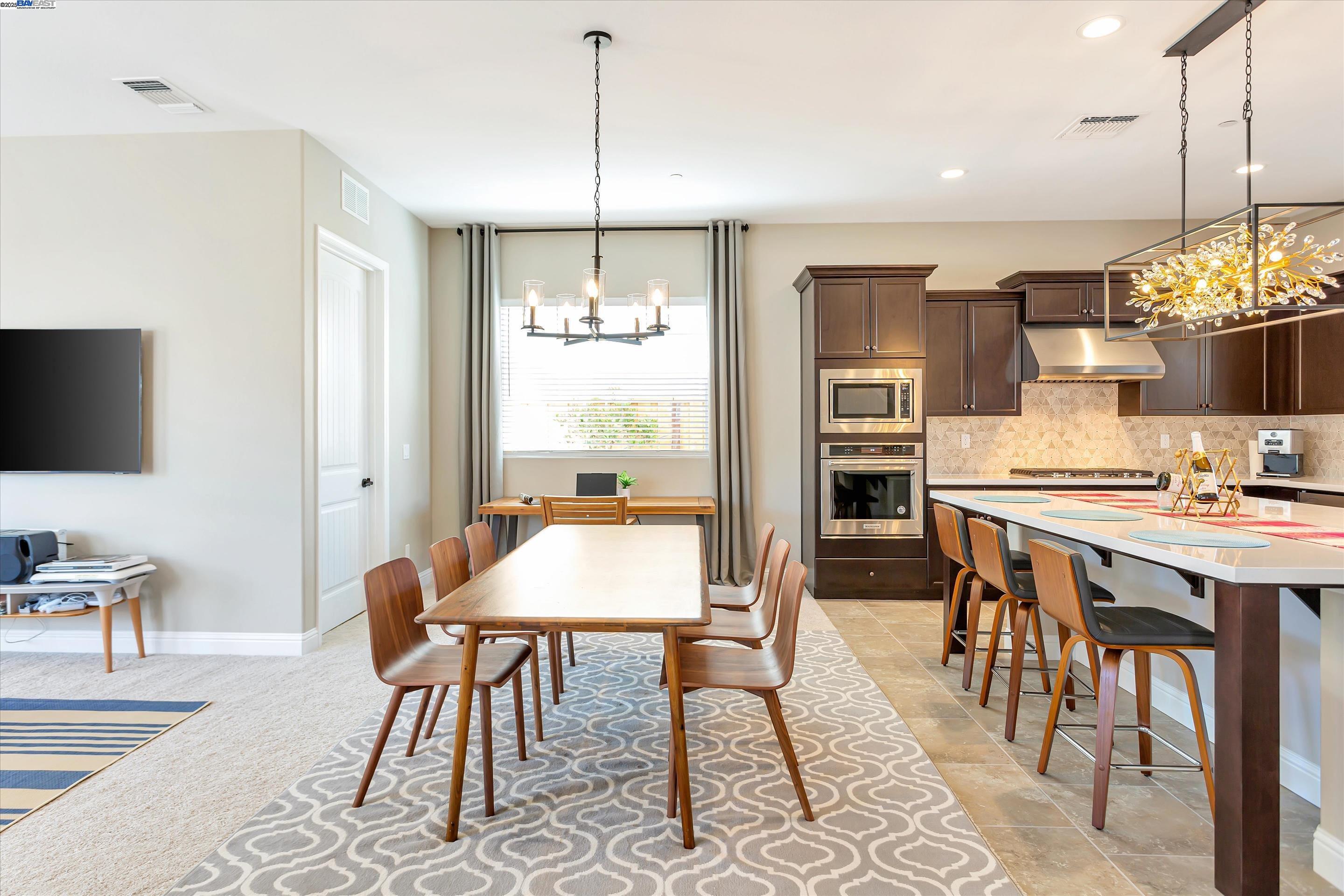 3010 Arido Way, Marina, California 93933, 4 Bedrooms Bedrooms, 9 Rooms Rooms,2 BathroomsBathrooms,Residential Lease,For Rent,3010 Arido Way,41101980