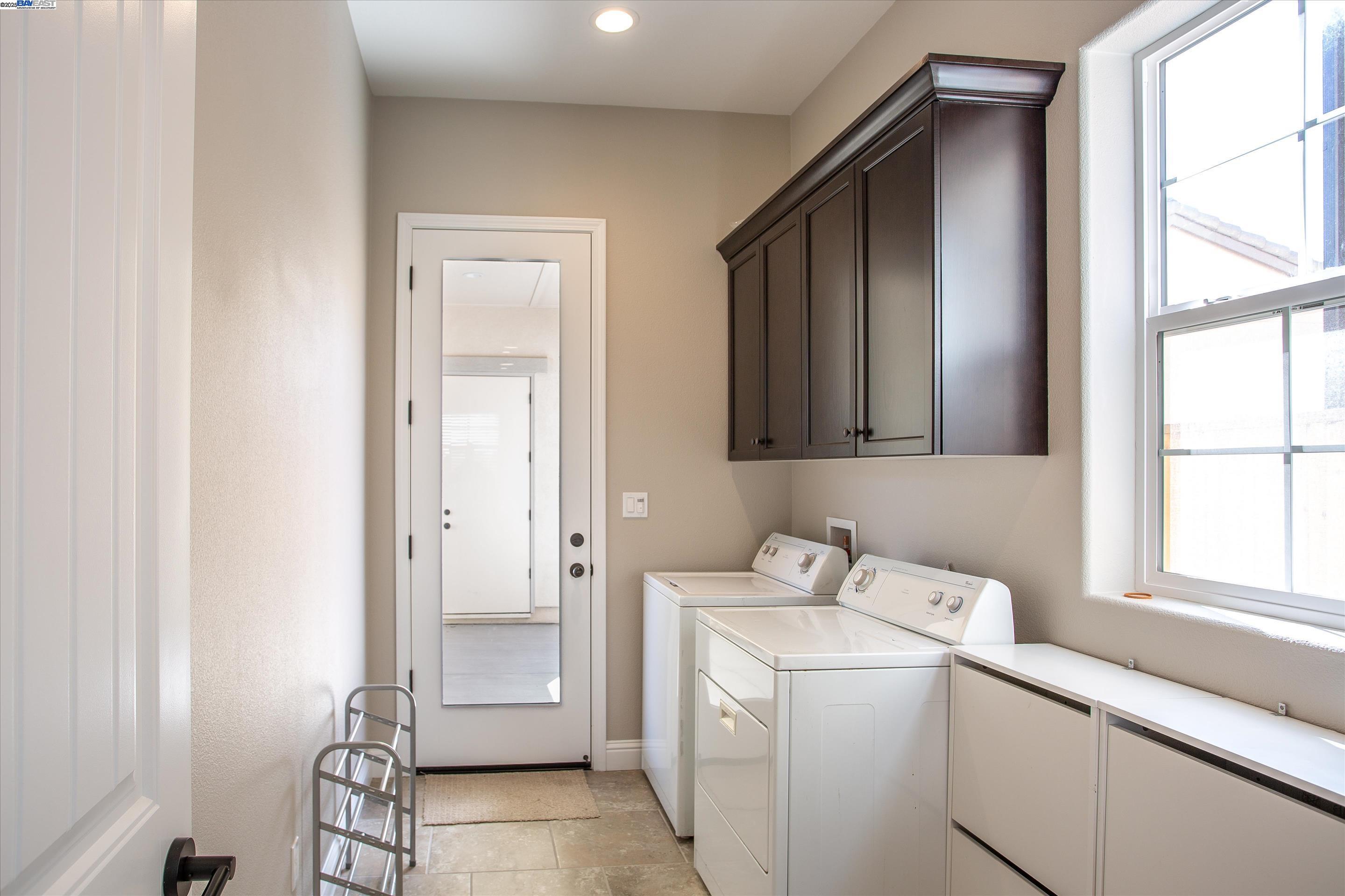 3010 Arido Way, Marina, California 93933, 4 Bedrooms Bedrooms, 9 Rooms Rooms,2 BathroomsBathrooms,Residential Lease,For Rent,3010 Arido Way,41101980