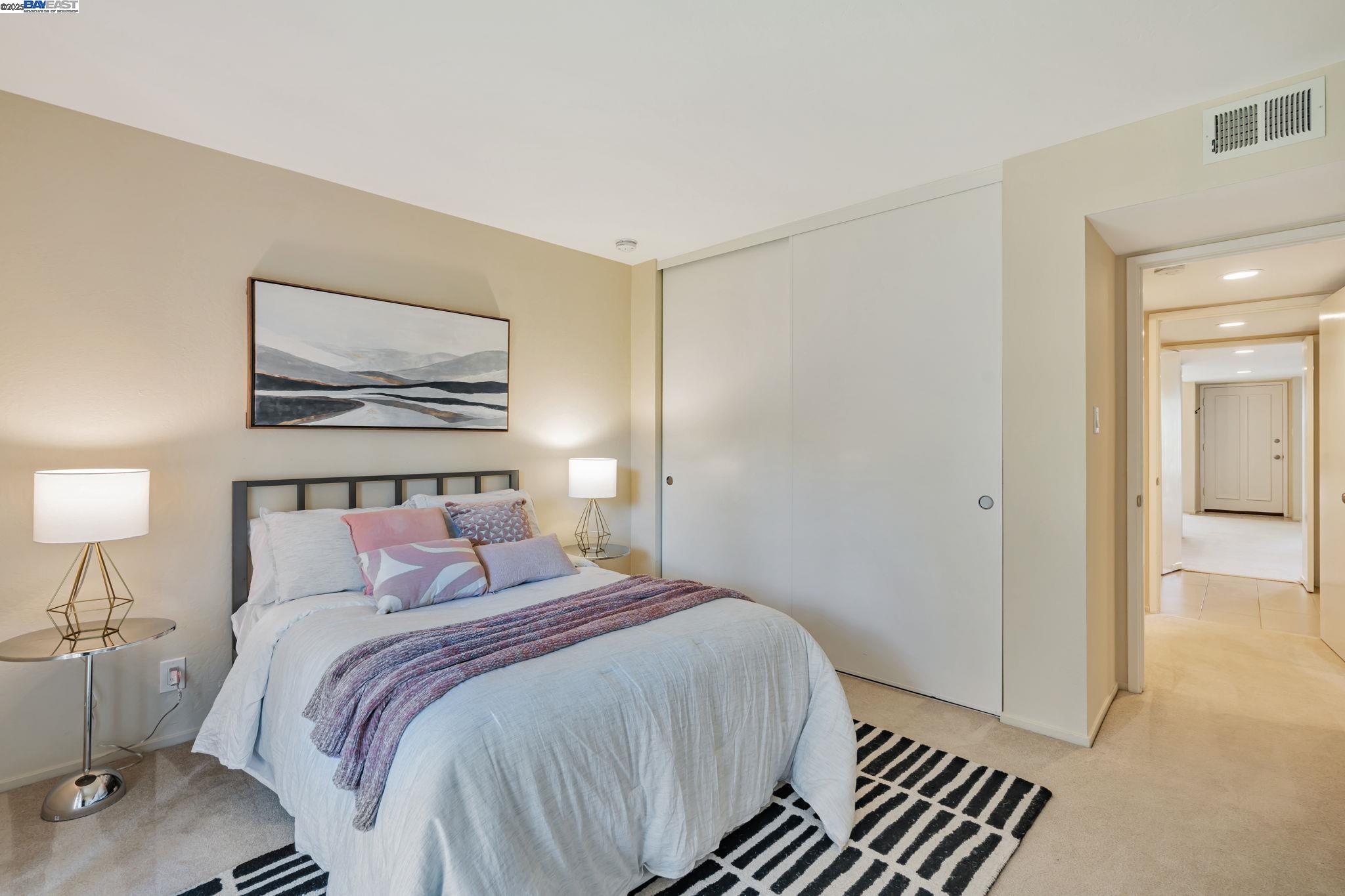 Detail Gallery Image 25 of 40 For 675 Sharon Park Dr #245,  Menlo Park,  CA 94025 - 2 Beds | 2 Baths