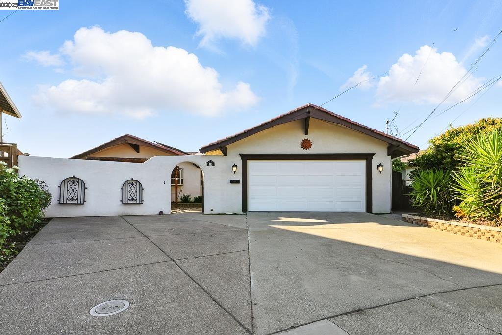 Detail Gallery Image 2 of 58 For 11 Alhambra Ct, Antioch,  CA 94509 - 3 Beds | 3 Baths