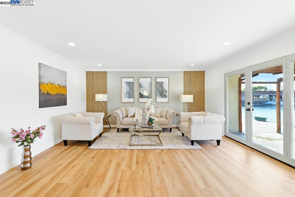 Detail Gallery Image 6 of 58 For 11 Alhambra Ct, Antioch,  CA 94509 - 3 Beds | 3 Baths