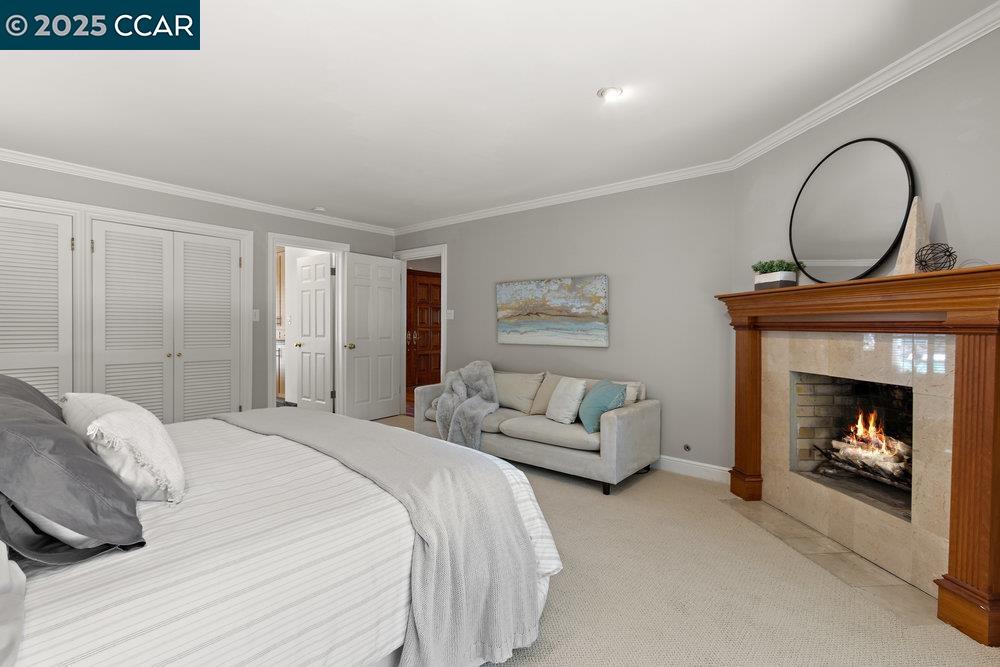 Detail Gallery Image 19 of 60 For 3949 Canyon Rd, Lafayette,  CA 94549-2701 - 5 Beds | 5/1 Baths