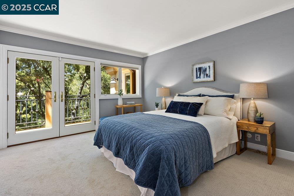 Detail Gallery Image 24 of 60 For 3949 Canyon Rd, Lafayette,  CA 94549-2701 - 5 Beds | 5/1 Baths