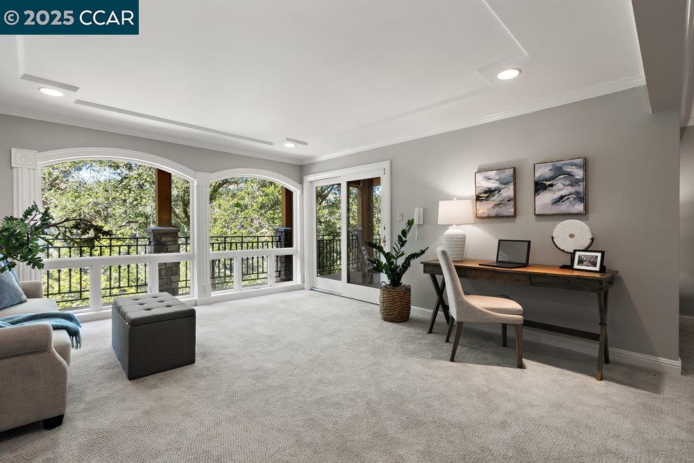 Detail Gallery Image 35 of 60 For 3949 Canyon Rd, Lafayette,  CA 94549-2701 - 5 Beds | 5/1 Baths