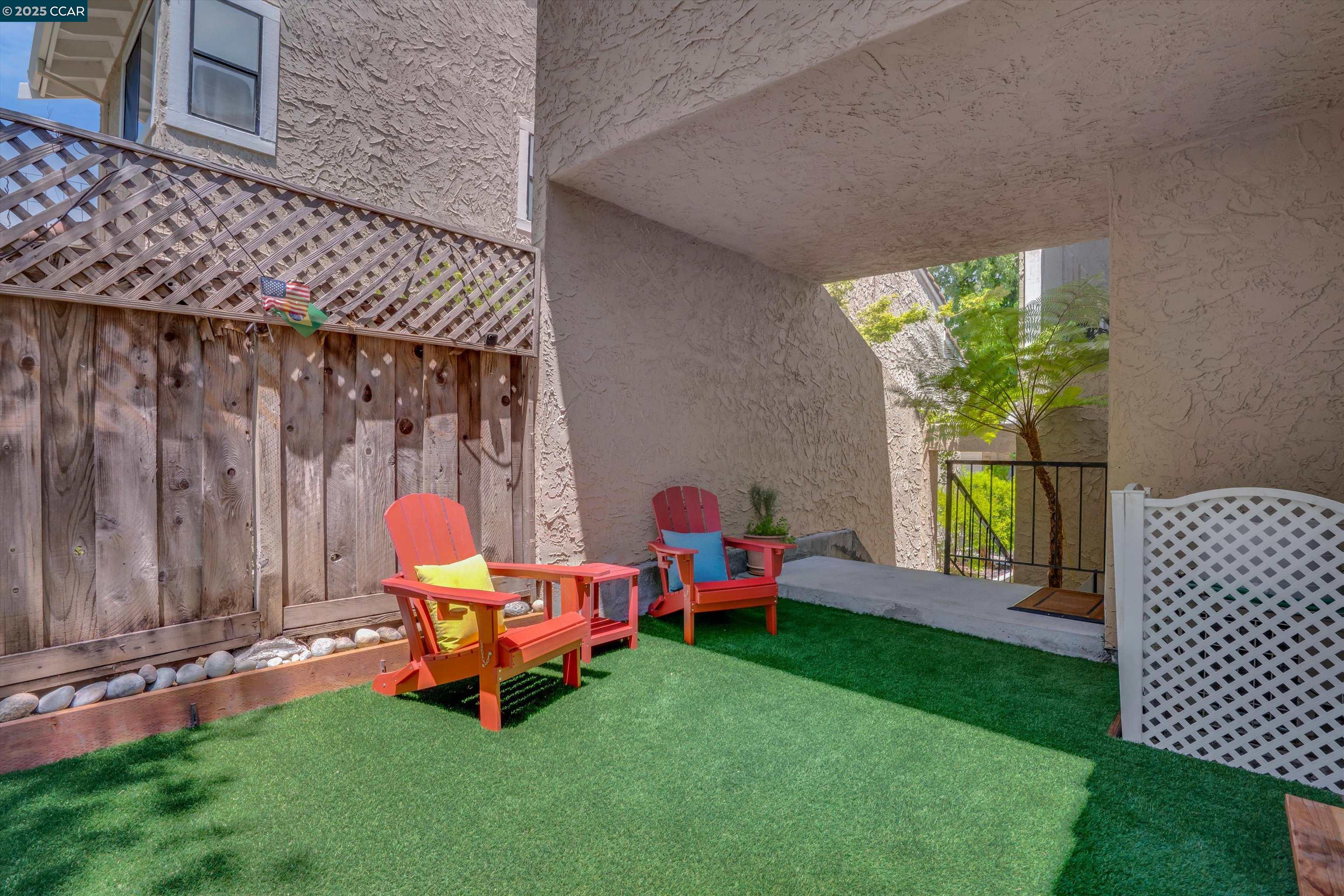 Photo #5: 41101984 Listing 
