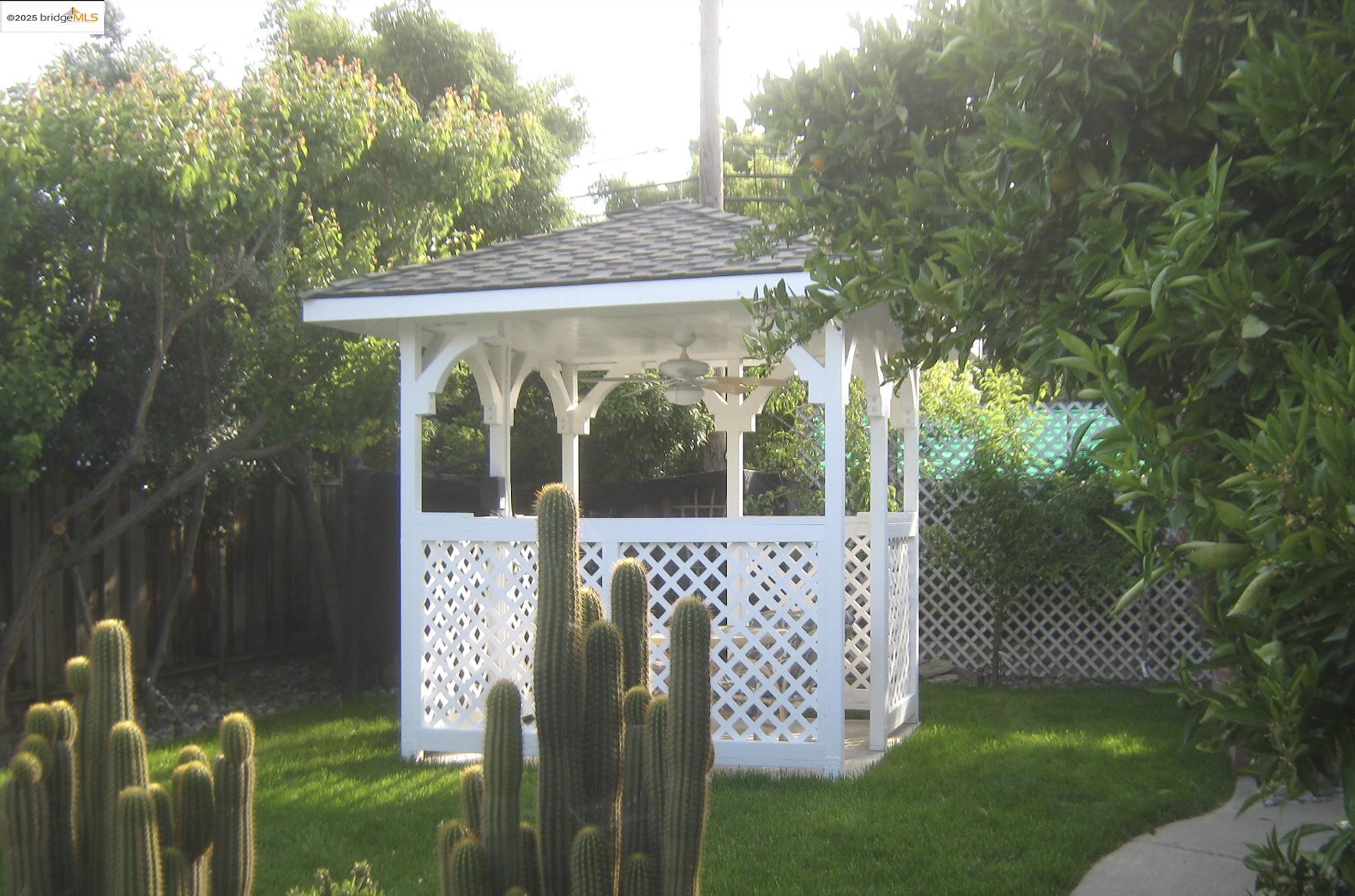 Thumbnail for 2075 Lakewood Dr, San Jose, CA 95132-1024