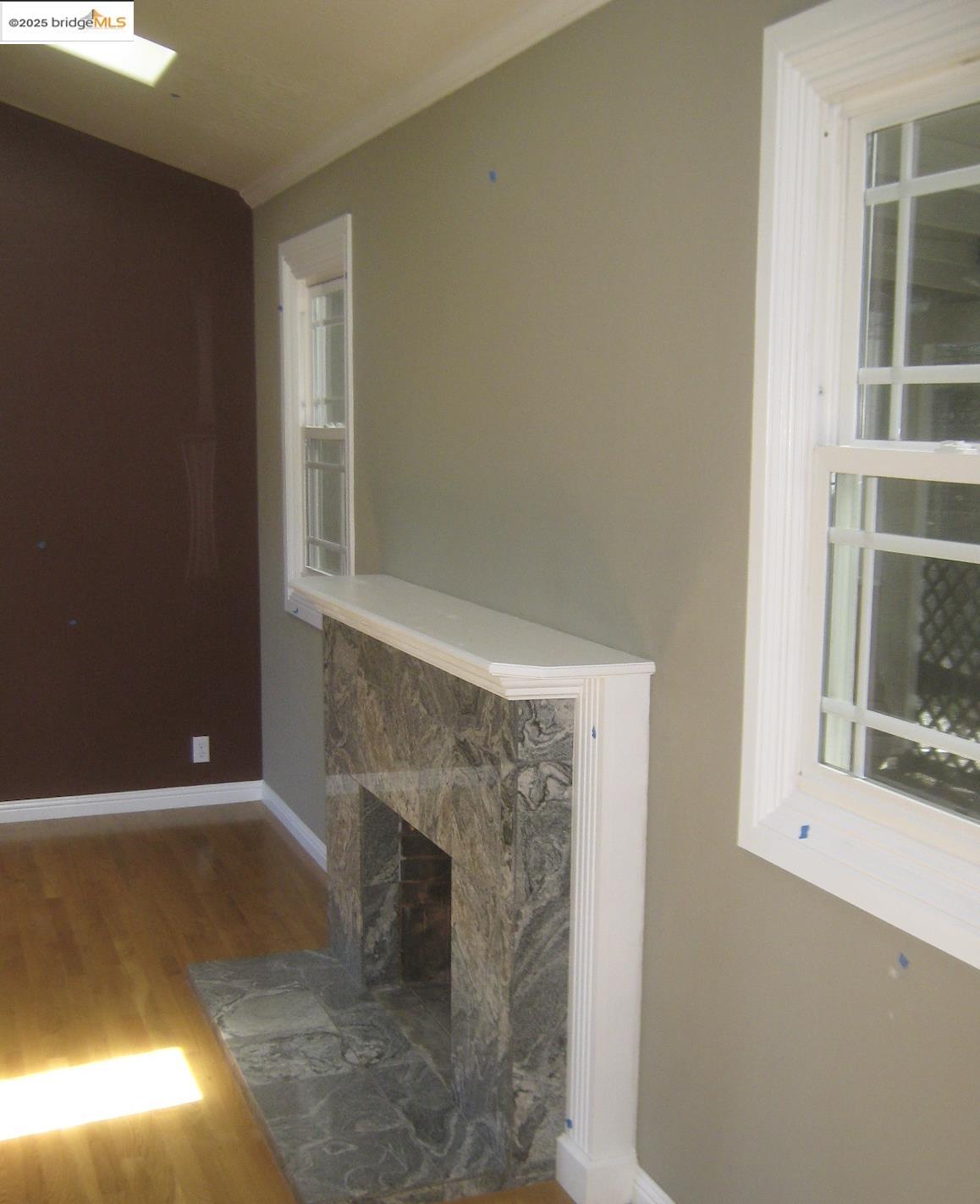 Detail Gallery Image 5 of 23 For 2075 Lakewood Dr, San Jose,  CA 95132-1024 - 3 Beds | 2 Baths