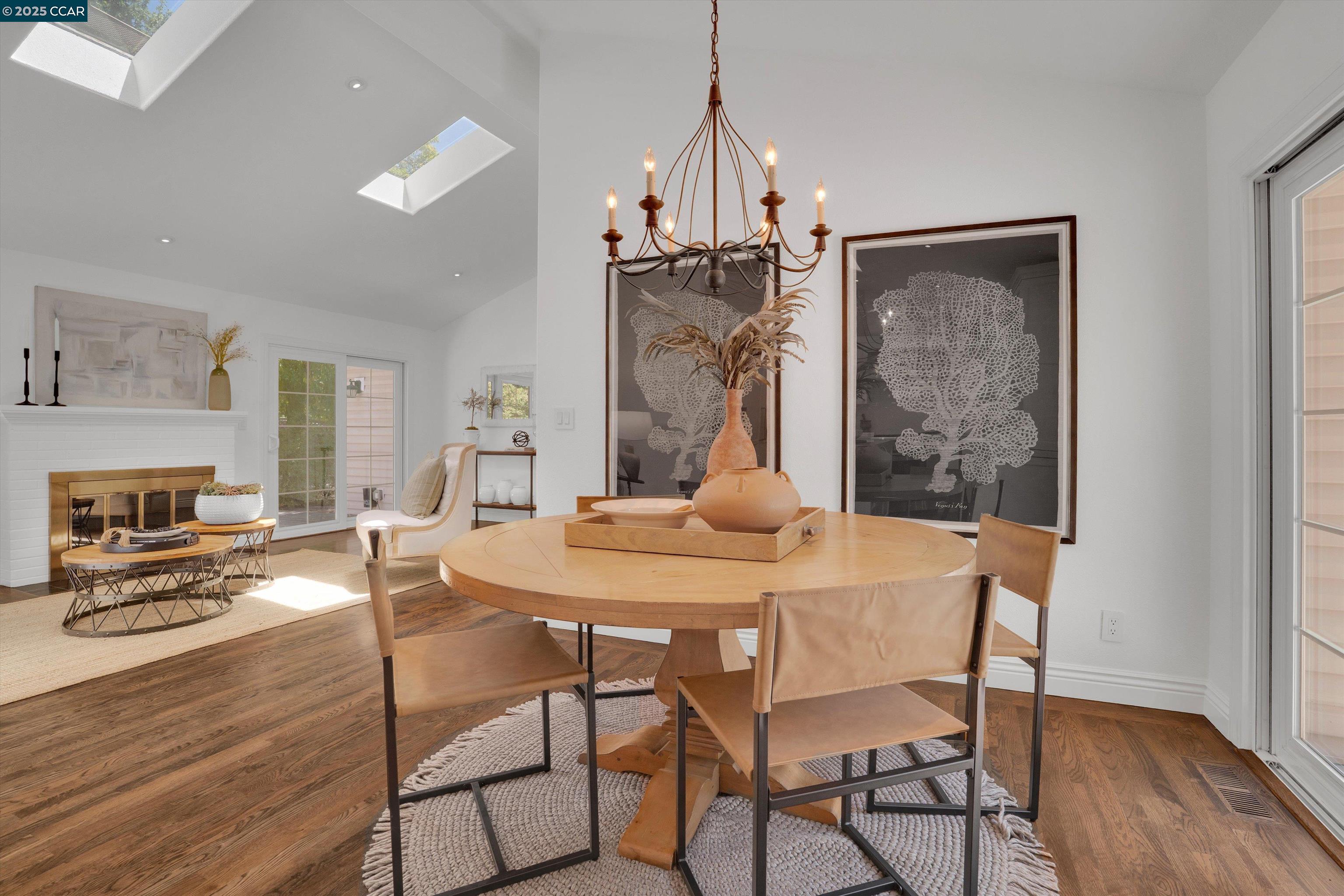 Detail Gallery Image 20 of 41 For 2345 San Miguel Dr, Walnut Creek,  CA 94596 - 4 Beds | 2/1 Baths