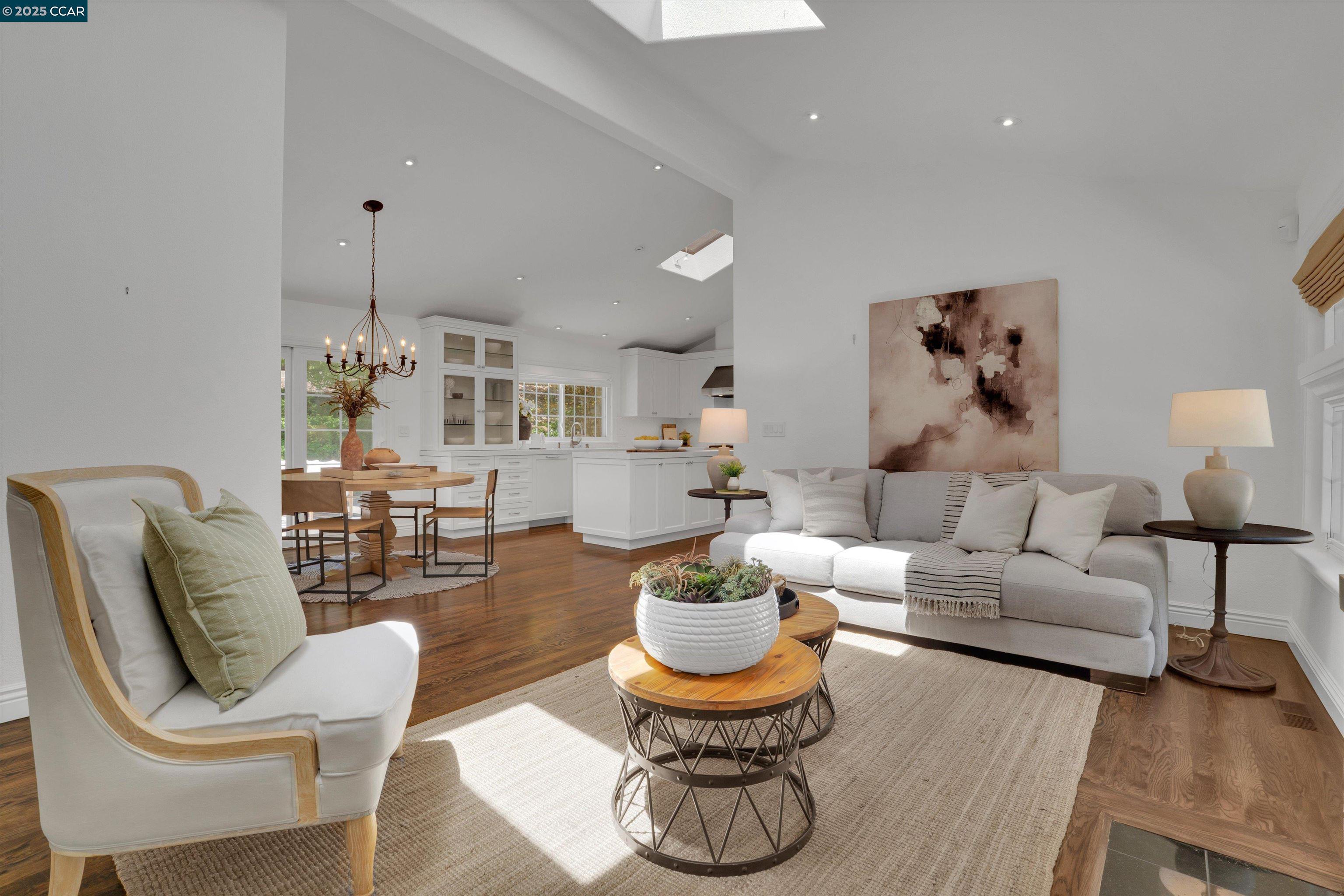 Detail Gallery Image 22 of 41 For 2345 San Miguel Dr, Walnut Creek,  CA 94596 - 4 Beds | 2/1 Baths