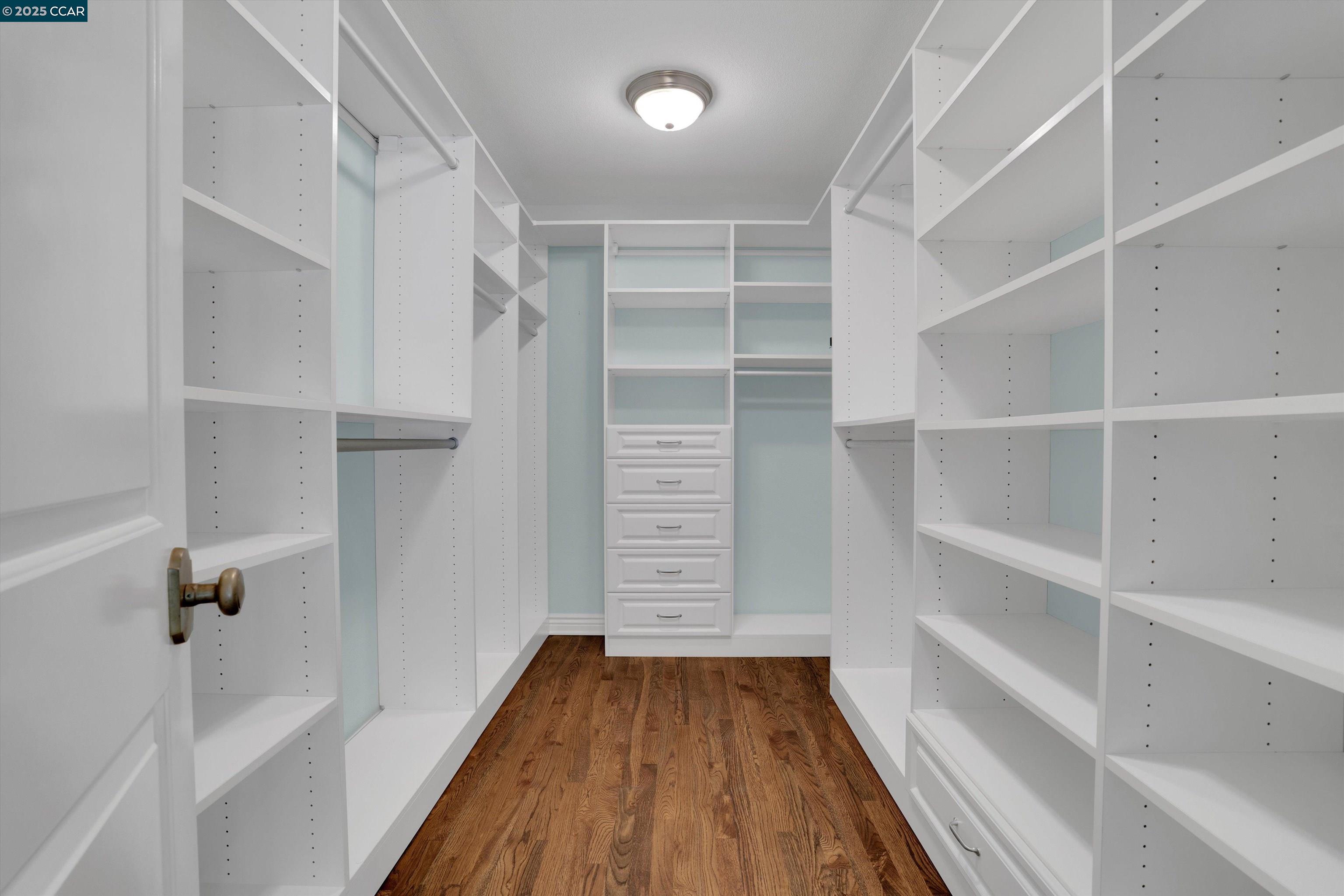 Detail Gallery Image 30 of 41 For 2345 San Miguel Dr, Walnut Creek,  CA 94596 - 4 Beds | 2/1 Baths