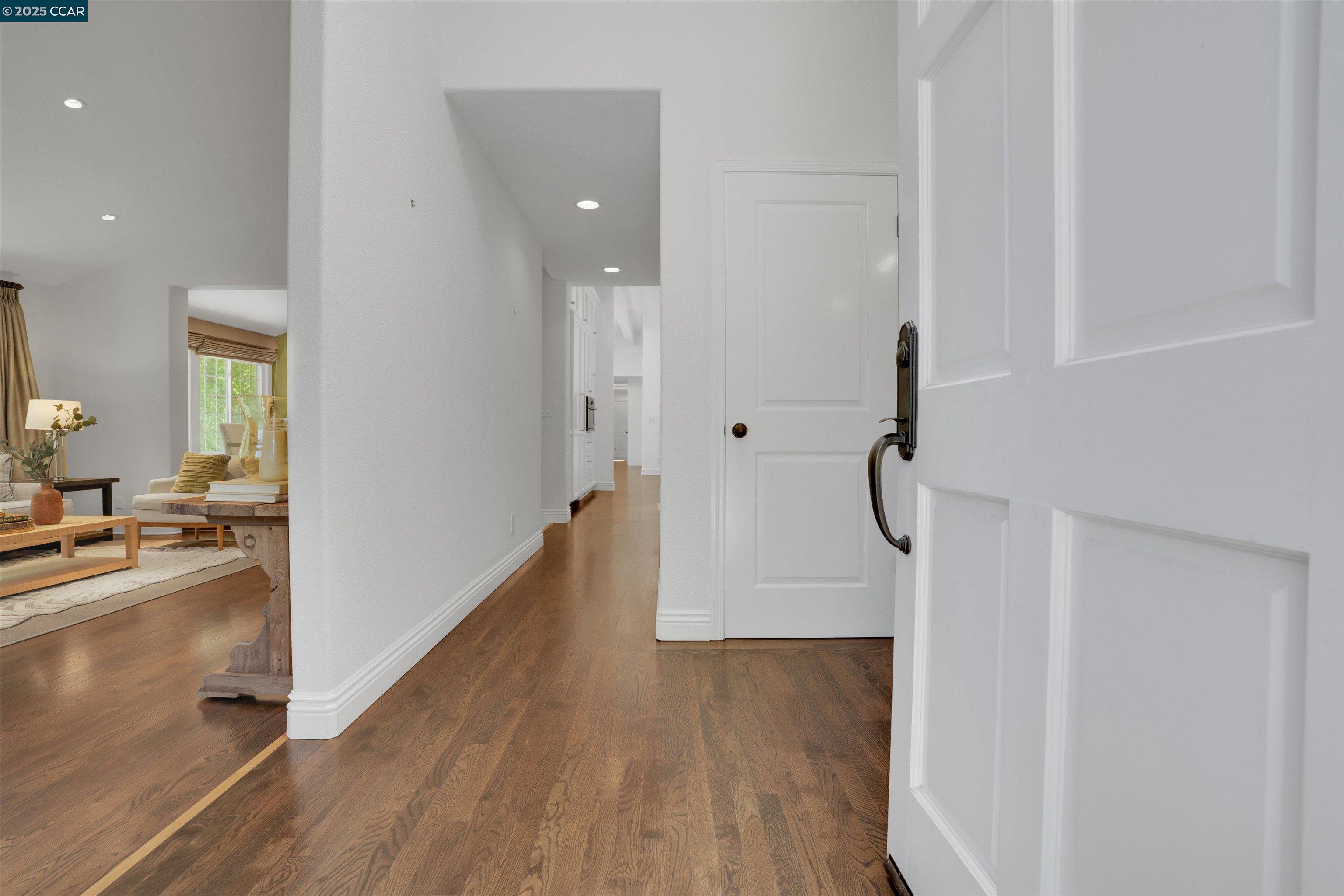Detail Gallery Image 7 of 41 For 2345 San Miguel Dr, Walnut Creek,  CA 94596 - 4 Beds | 2/1 Baths