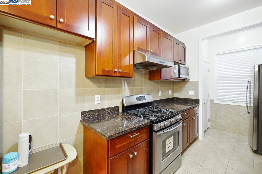 Detail Gallery Image 34 of 52 For 1519-1521 Jackson St, San Francisco,  CA 94109 - – Beds | – Baths