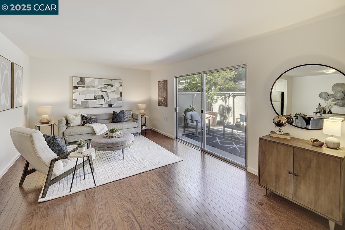 Photo #2: 41102001 Listing 