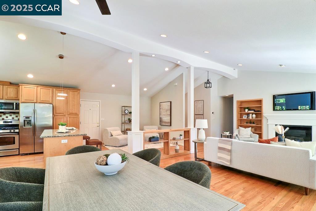 Detail Gallery Image 11 of 21 For 2317 Trotter Way, Walnut Creek,  CA 94596 - 4 Beds | 2 Baths