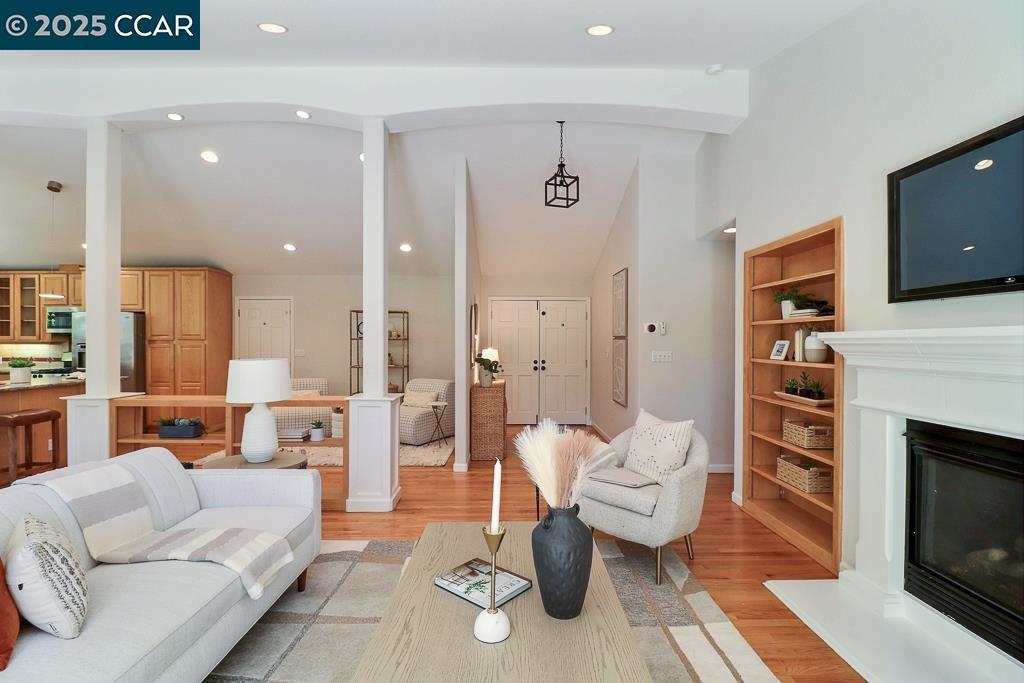 Detail Gallery Image 14 of 21 For 2317 Trotter Way, Walnut Creek,  CA 94596 - 4 Beds | 2 Baths