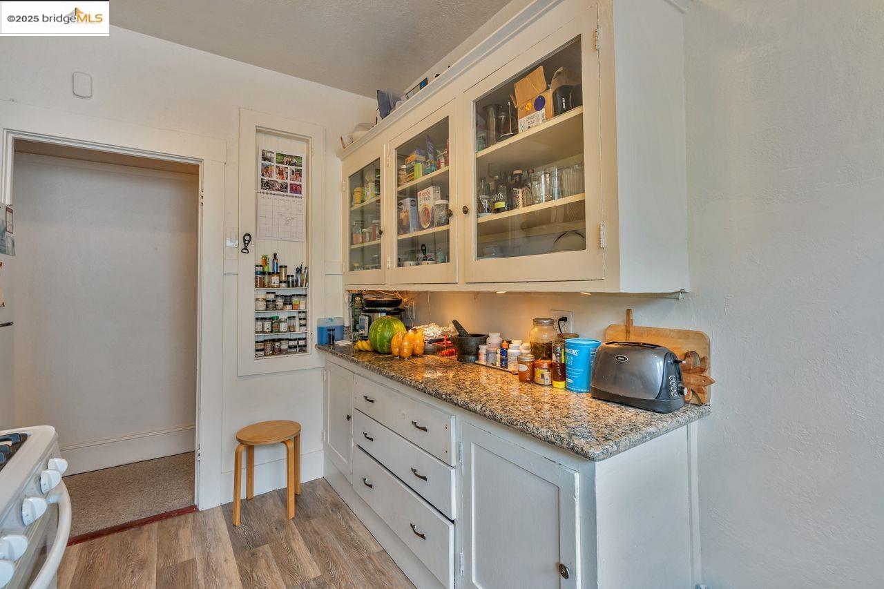 Detail Gallery Image 24 of 60 For 5537 Claremont Ave, Oakland,  CA 94618 - – Beds | – Baths