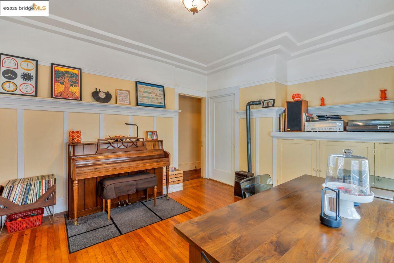 Detail Gallery Image 32 of 60 For 5537 Claremont Ave, Oakland,  CA 94618 - – Beds | – Baths
