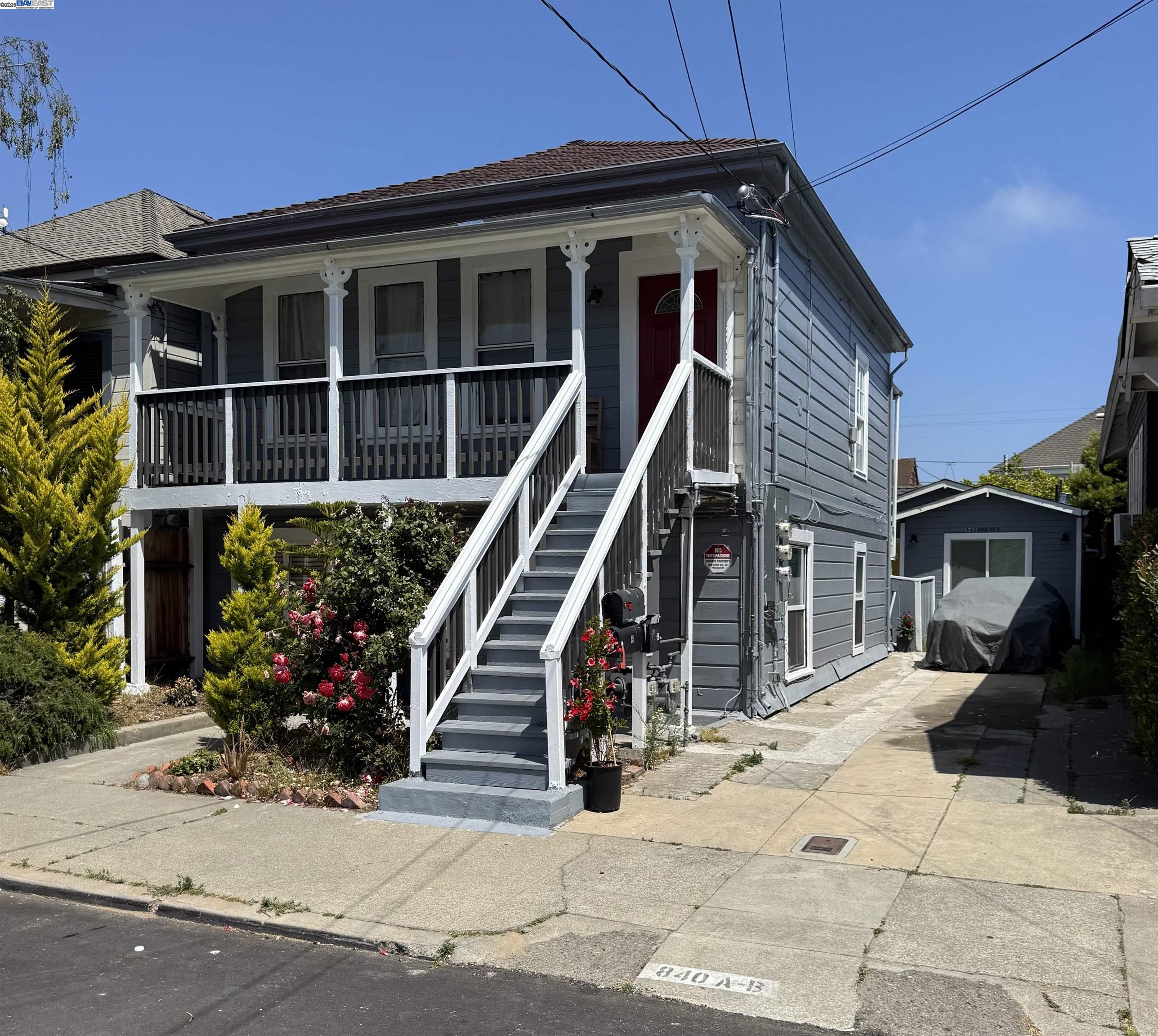Detail Gallery Image 2 of 34 For 840 Oak St, Alameda,  CA 94501 - – Beds | – Baths