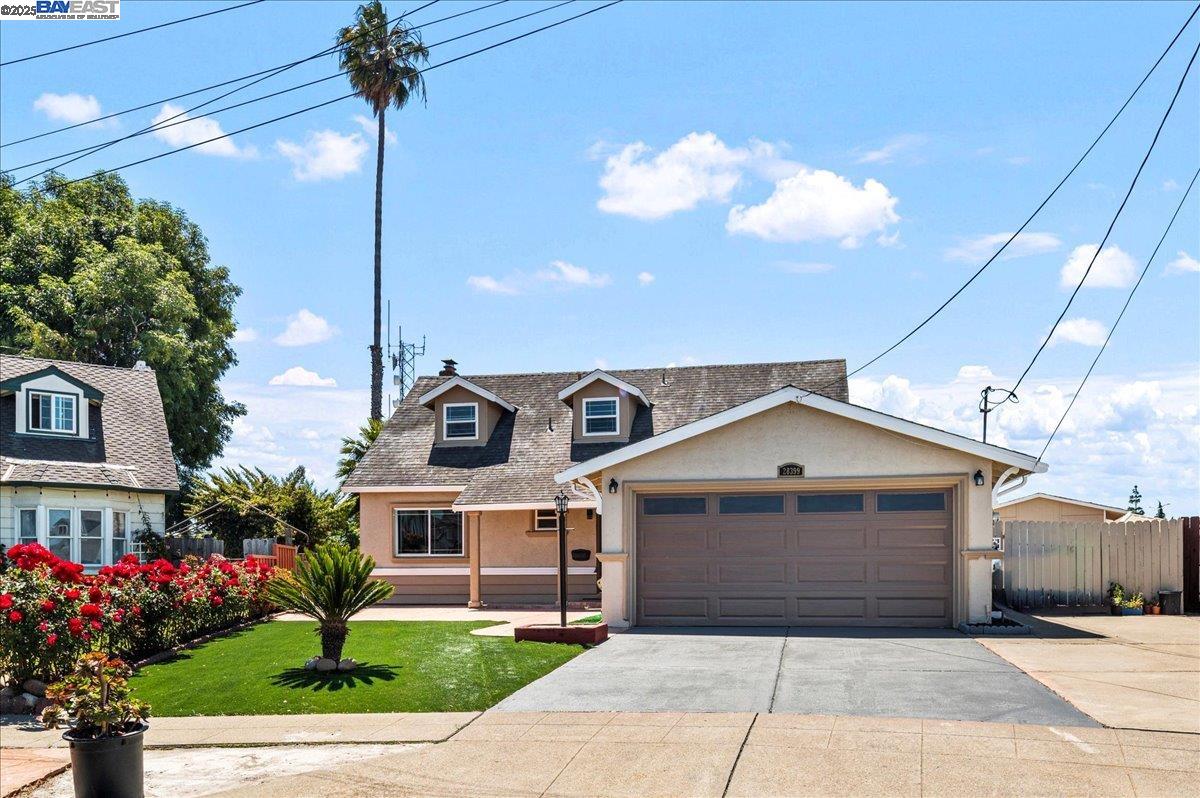 Detail Gallery Image 2 of 41 For 28399 Cubberley Ct, Hayward,  CA 94545 - 4 Beds | 2 Baths