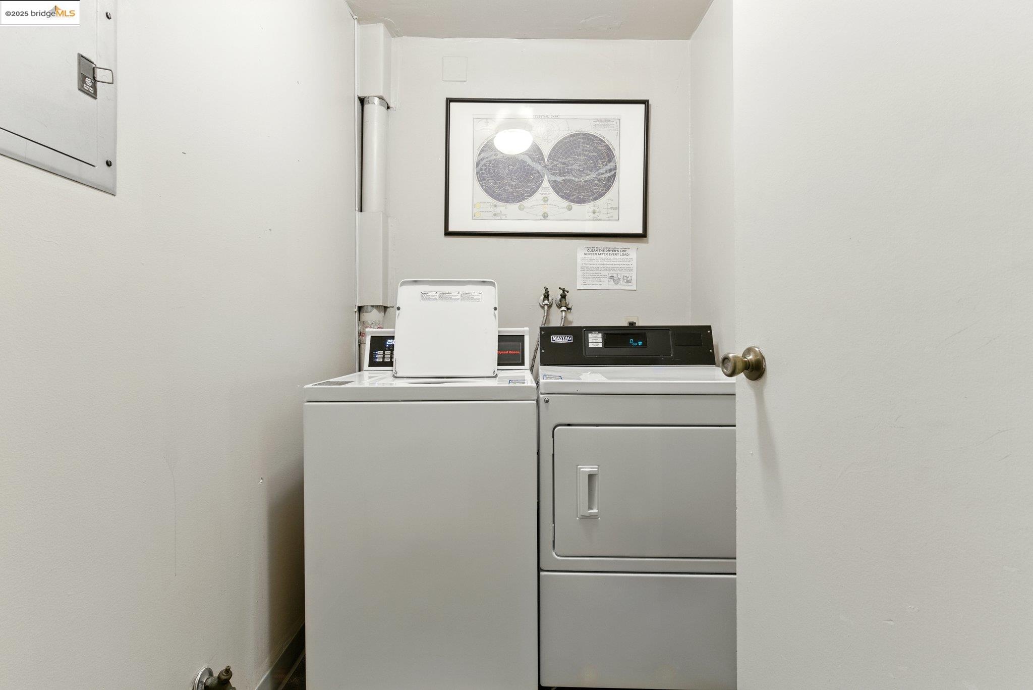 Detail Gallery Image 25 of 48 For 199 Montecito Ave #105,  Oakland,  CA 94610 - 2 Beds | 1 Baths