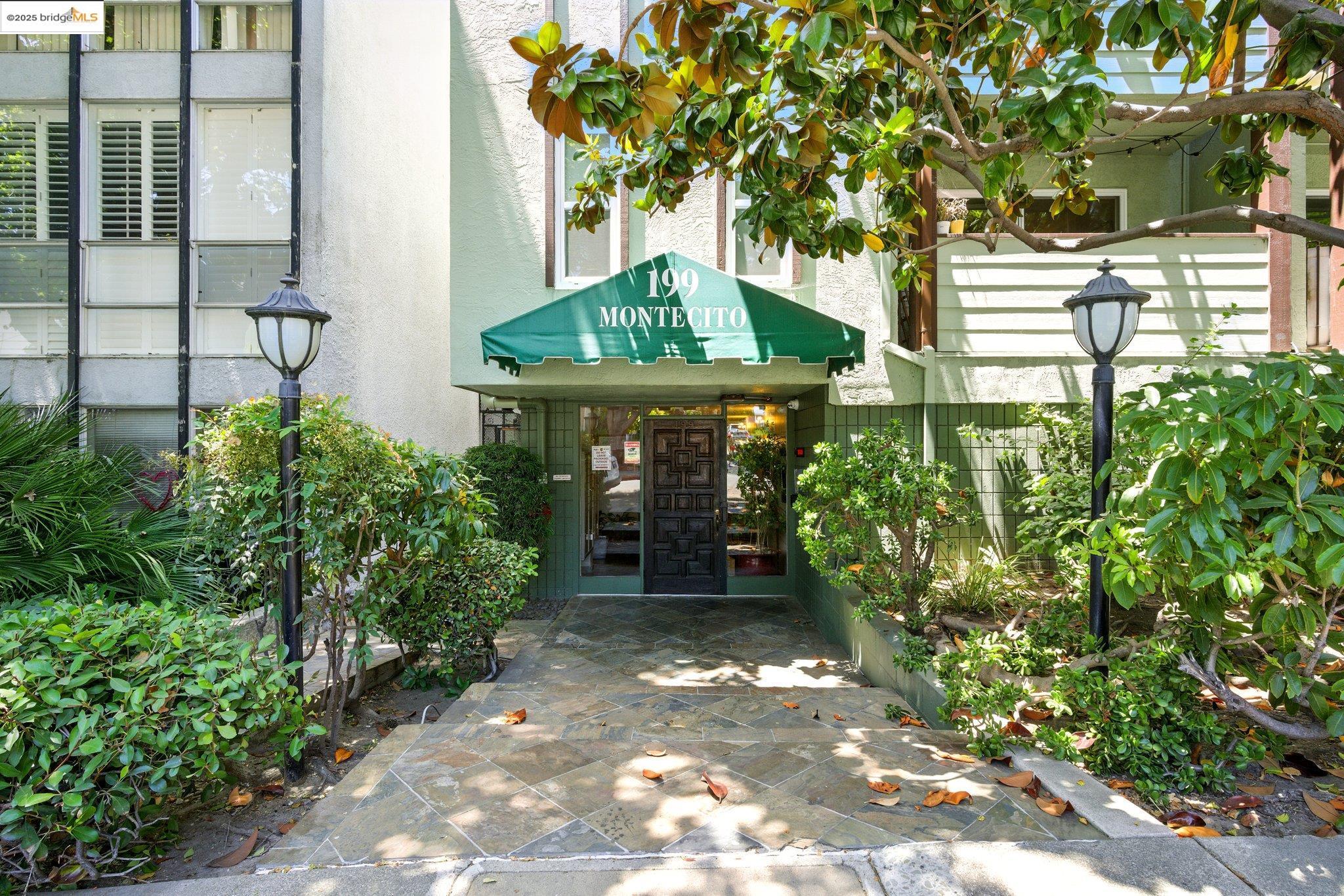 Detail Gallery Image 27 of 48 For 199 Montecito Ave #105,  Oakland,  CA 94610 - 2 Beds | 1 Baths