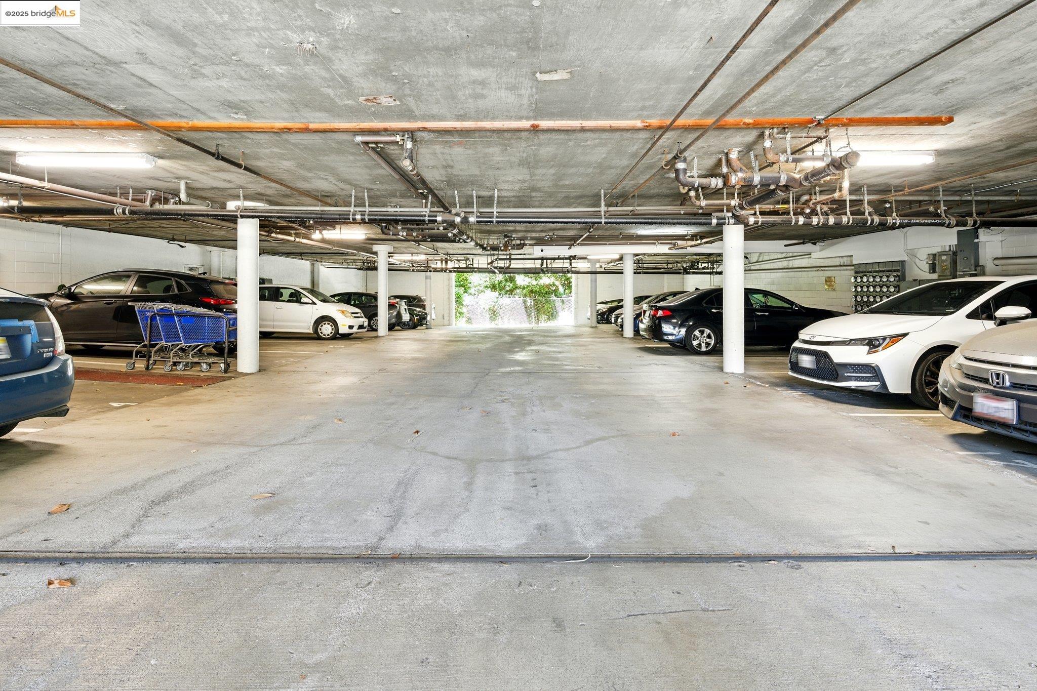 Detail Gallery Image 30 of 48 For 199 Montecito Ave #105,  Oakland,  CA 94610 - 2 Beds | 1 Baths