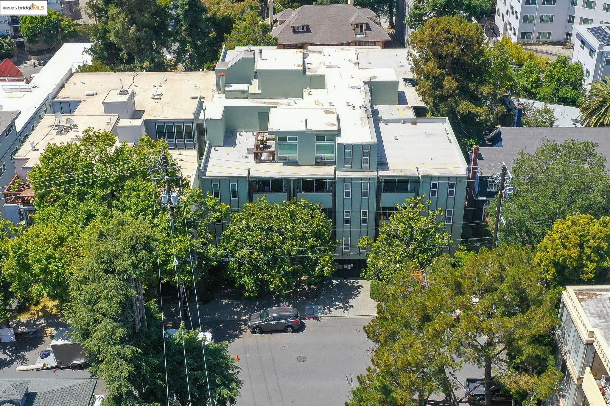 Detail Gallery Image 36 of 48 For 199 Montecito Ave #105,  Oakland,  CA 94610 - 2 Beds | 1 Baths