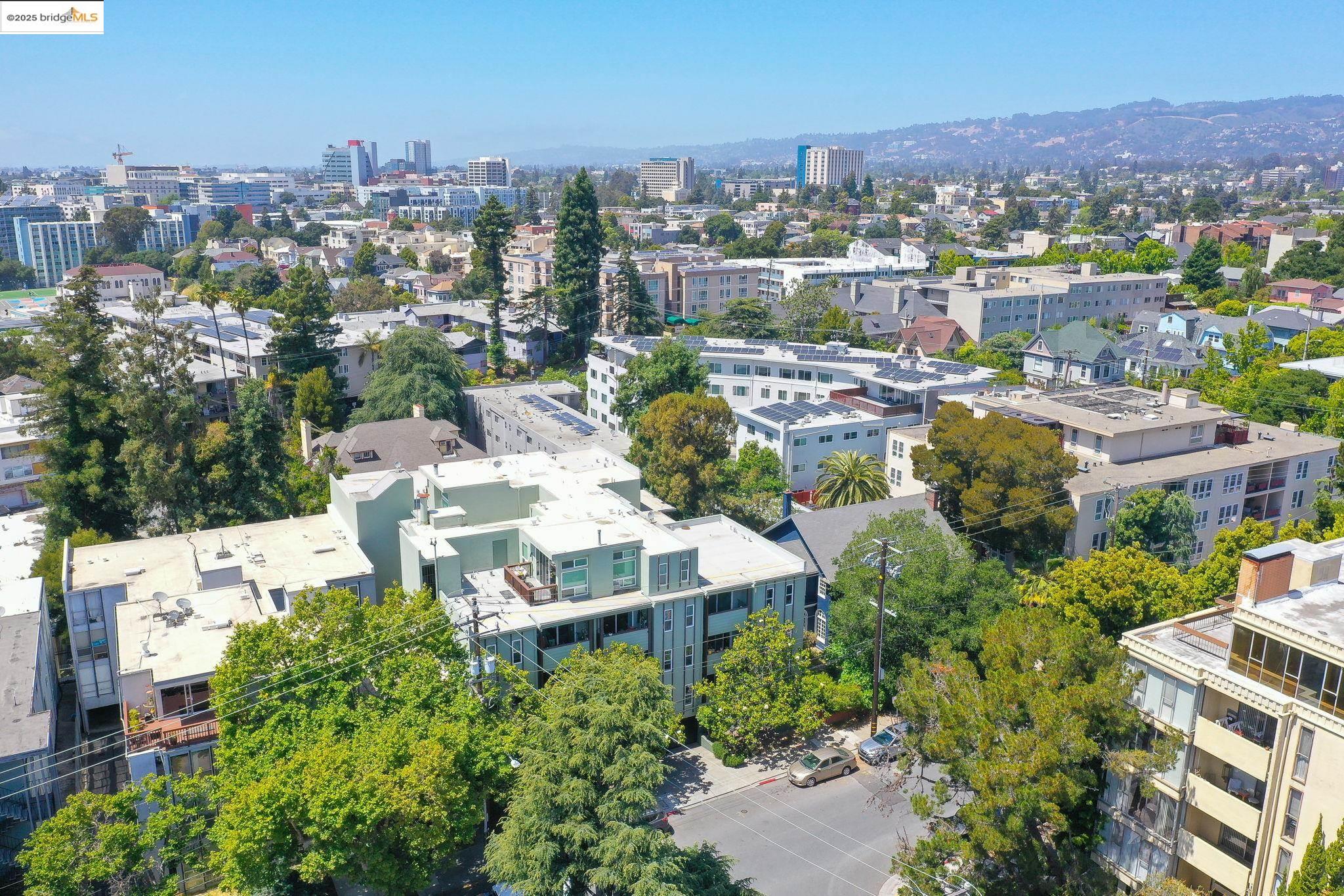 Detail Gallery Image 41 of 48 For 199 Montecito Ave #105,  Oakland,  CA 94610 - 2 Beds | 1 Baths