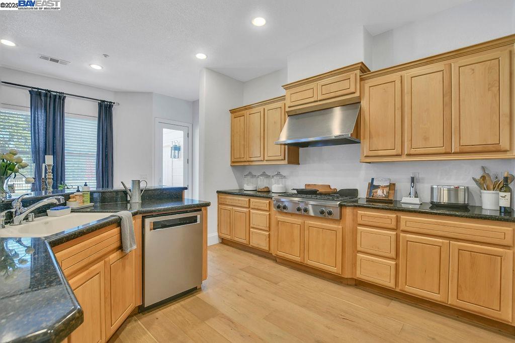 Detail Gallery Image 17 of 55 For 3335 Kellogg Creek Rd, Byron,  CA 94514 - 5 Beds | 4 Baths