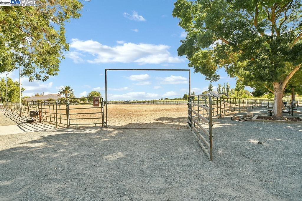 Detail Gallery Image 40 of 55 For 3335 Kellogg Creek Rd, Byron,  CA 94514 - 5 Beds | 4 Baths