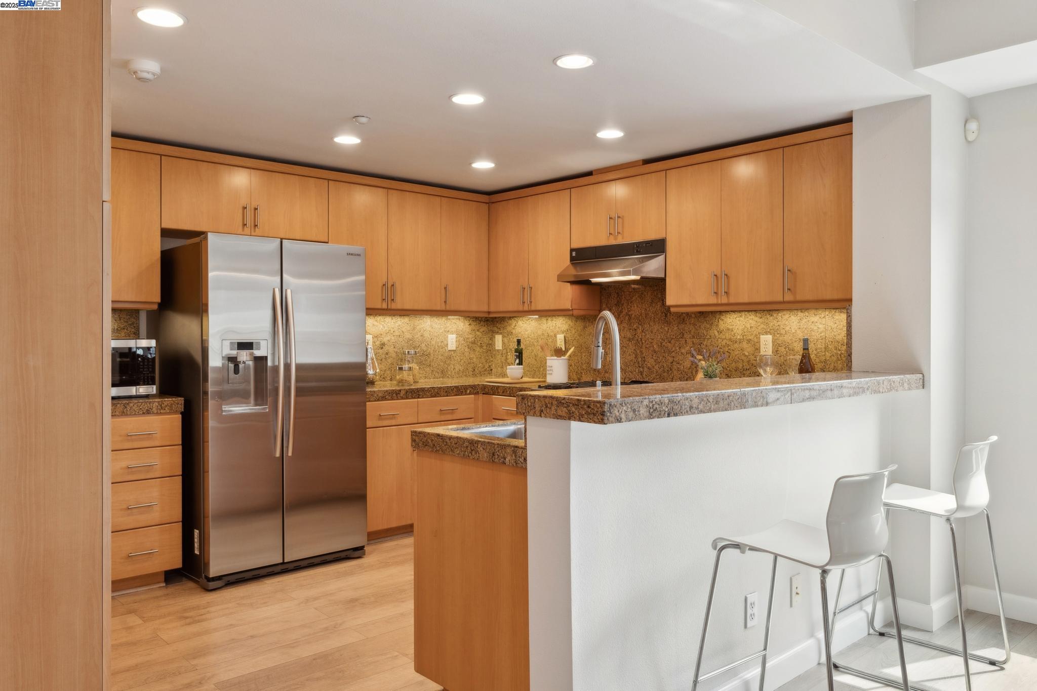 Photo #7: 41102023 Listing: Photo #7