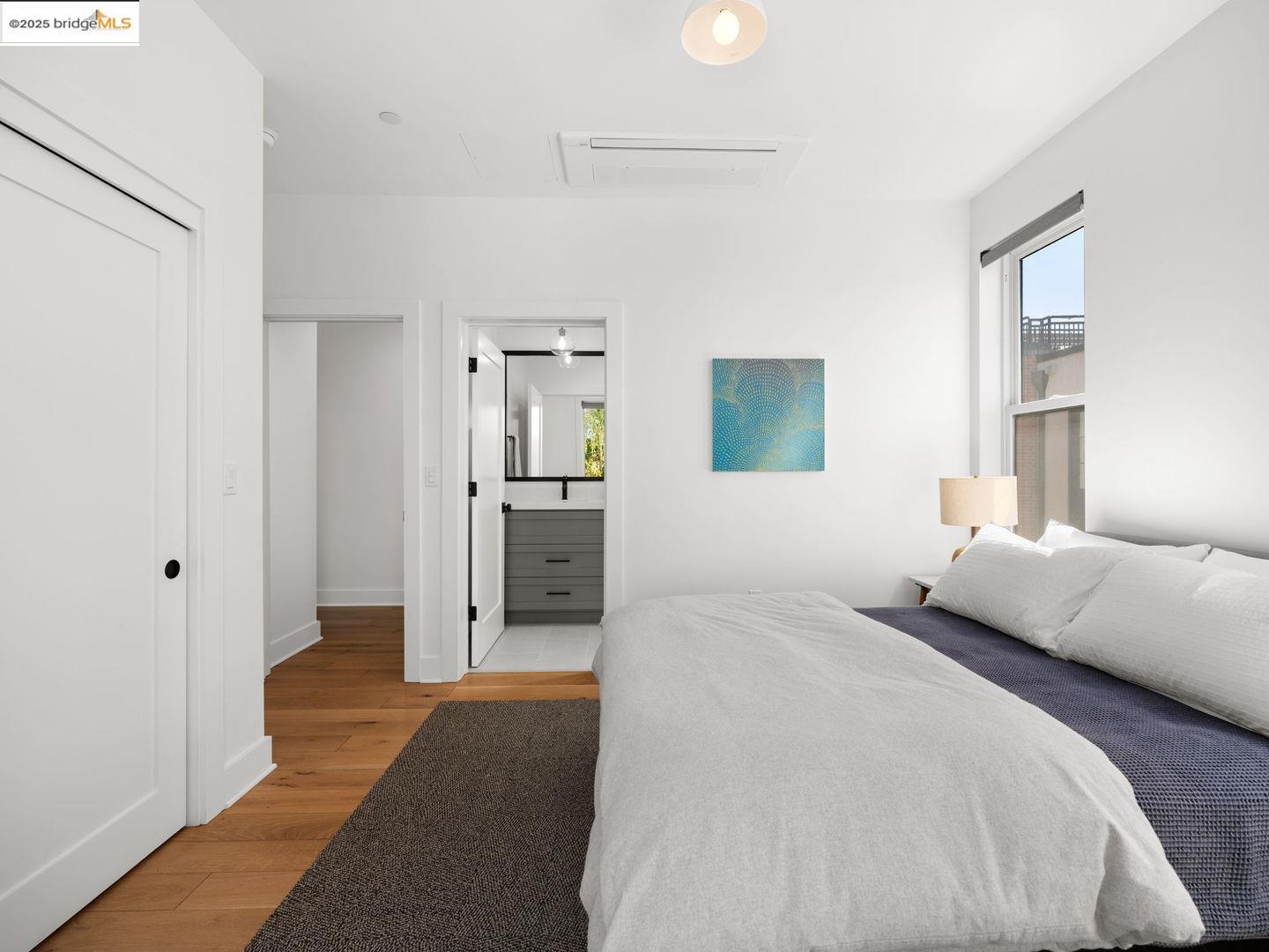Detail Gallery Image 22 of 30 For 924 Brown Ave, Lafayette,  CA 94549 - 2 Beds | 2/1 Baths