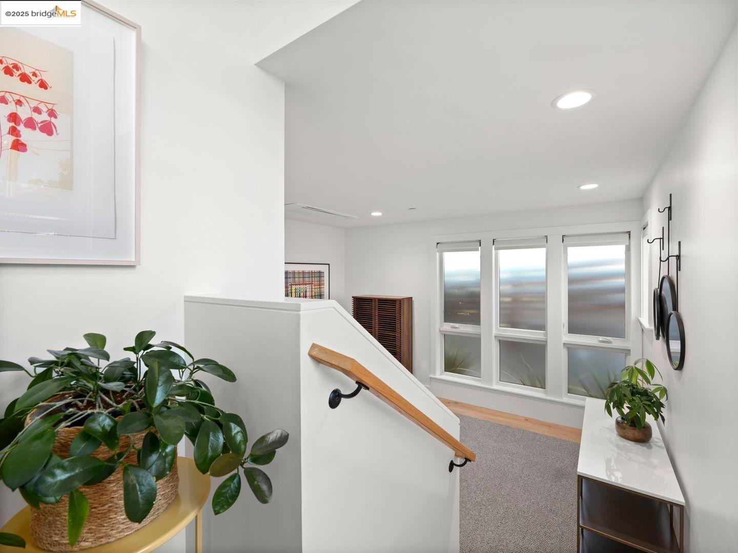 Detail Gallery Image 26 of 30 For 924 Brown Ave, Lafayette,  CA 94549 - 2 Beds | 2/1 Baths