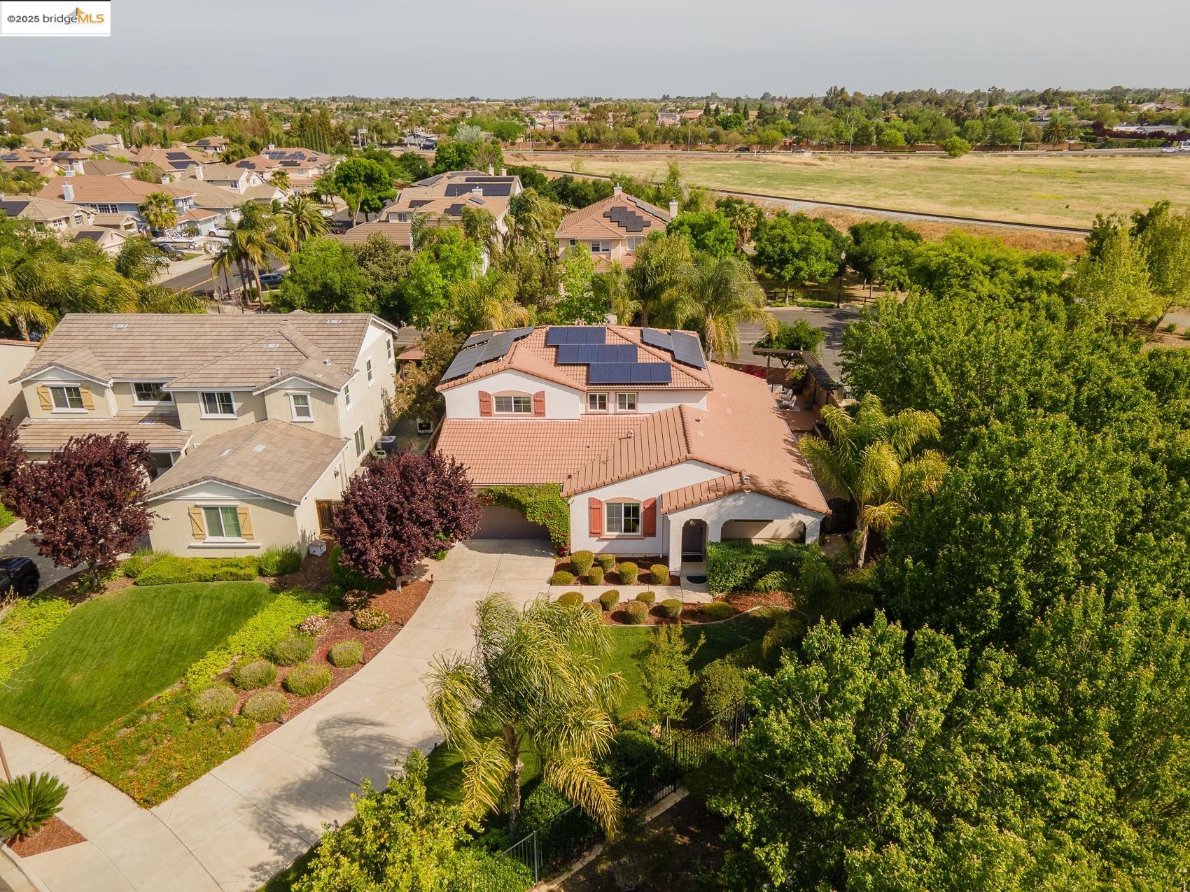 Detail Gallery Image 3 of 60 For 719 Monte Verde Ln, Brentwood,  CA 94513 - 5 Beds | 2/1 Baths