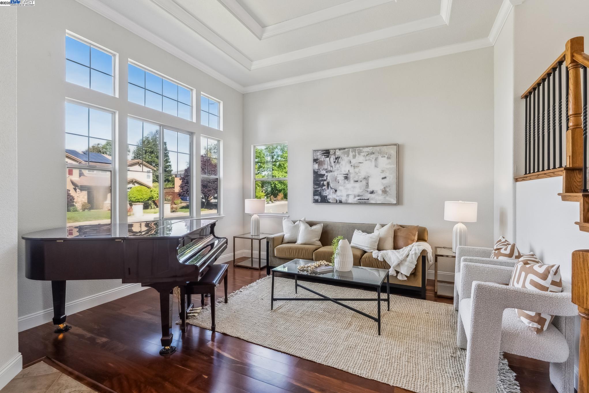 Detail Gallery Image 23 of 60 For 3879 Blackstone Ct, Castro Valley,  CA 94542 - 6 Beds | 4/1 Baths