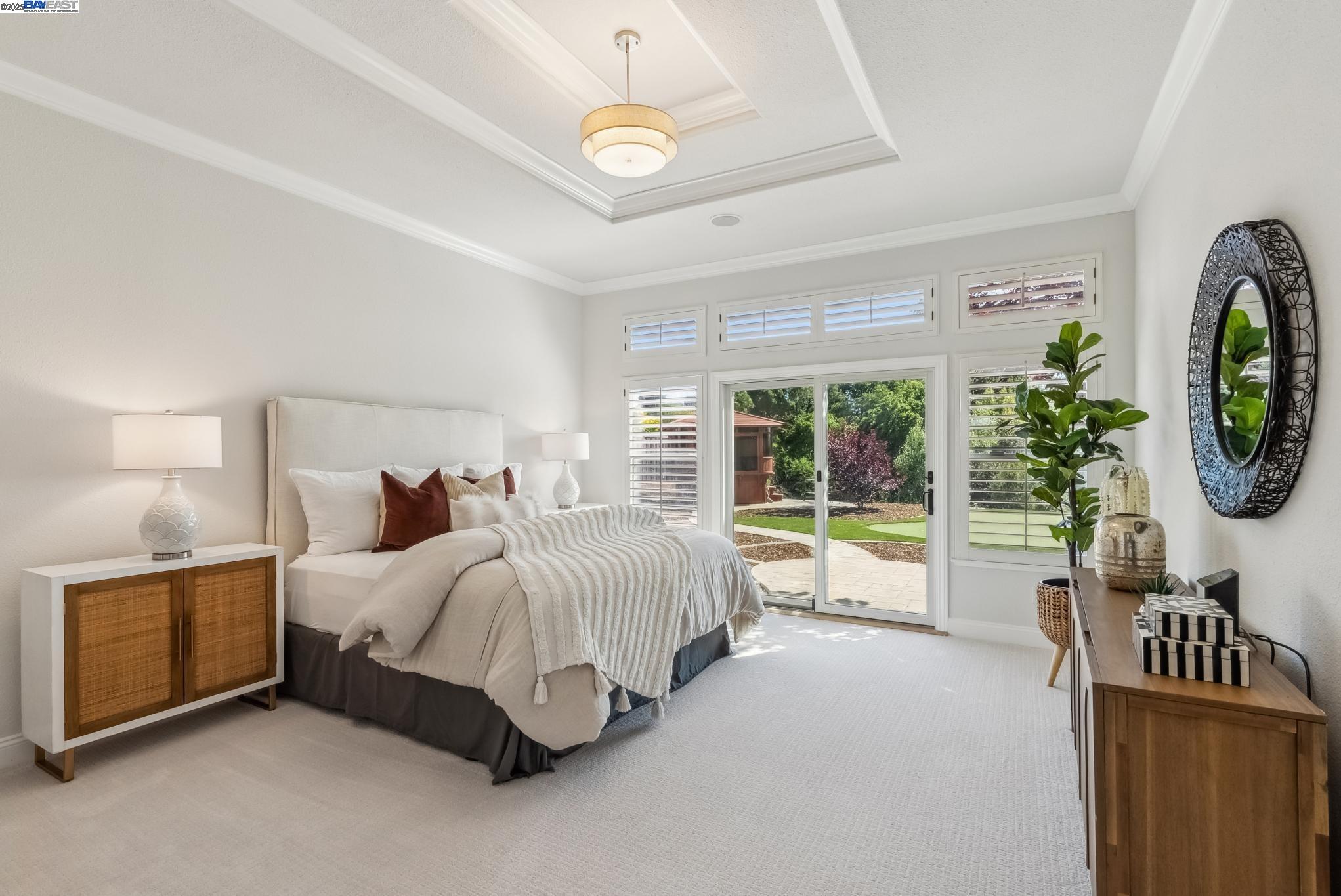 Detail Gallery Image 25 of 60 For 3879 Blackstone Ct, Castro Valley,  CA 94542 - 6 Beds | 4/1 Baths