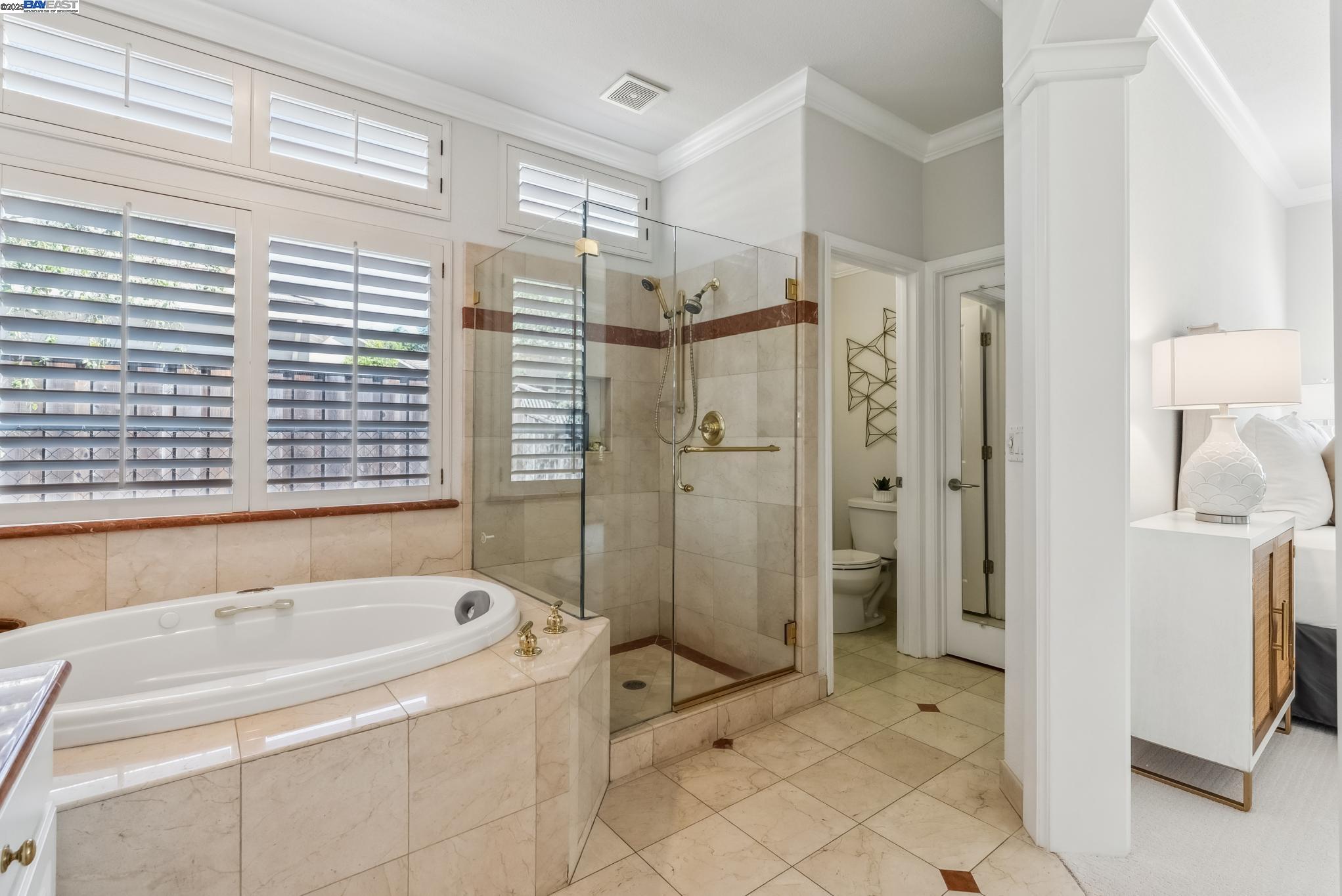Detail Gallery Image 28 of 60 For 3879 Blackstone Ct, Castro Valley,  CA 94542 - 6 Beds | 4/1 Baths
