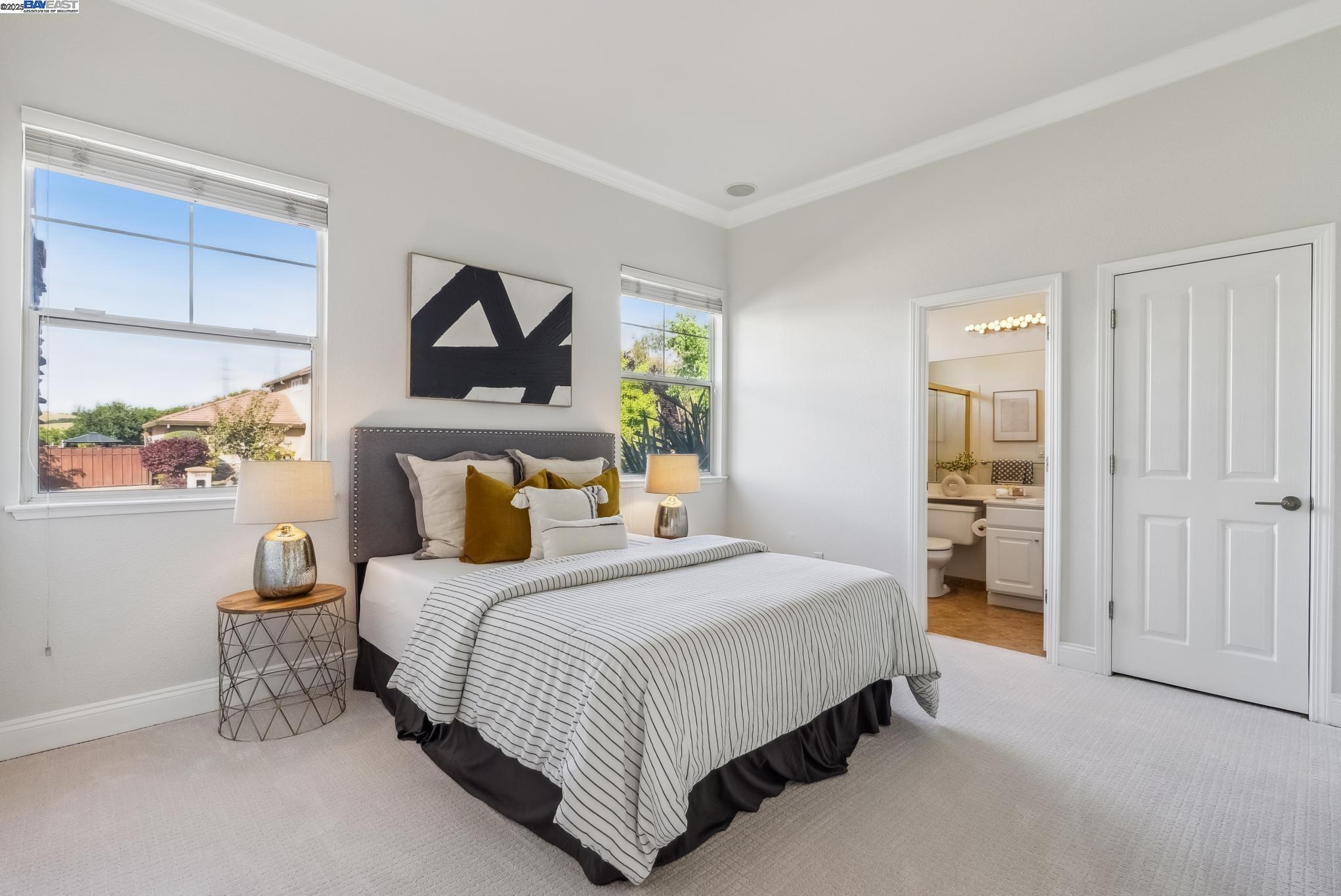 Detail Gallery Image 40 of 60 For 3879 Blackstone Ct, Castro Valley,  CA 94542 - 6 Beds | 4/1 Baths