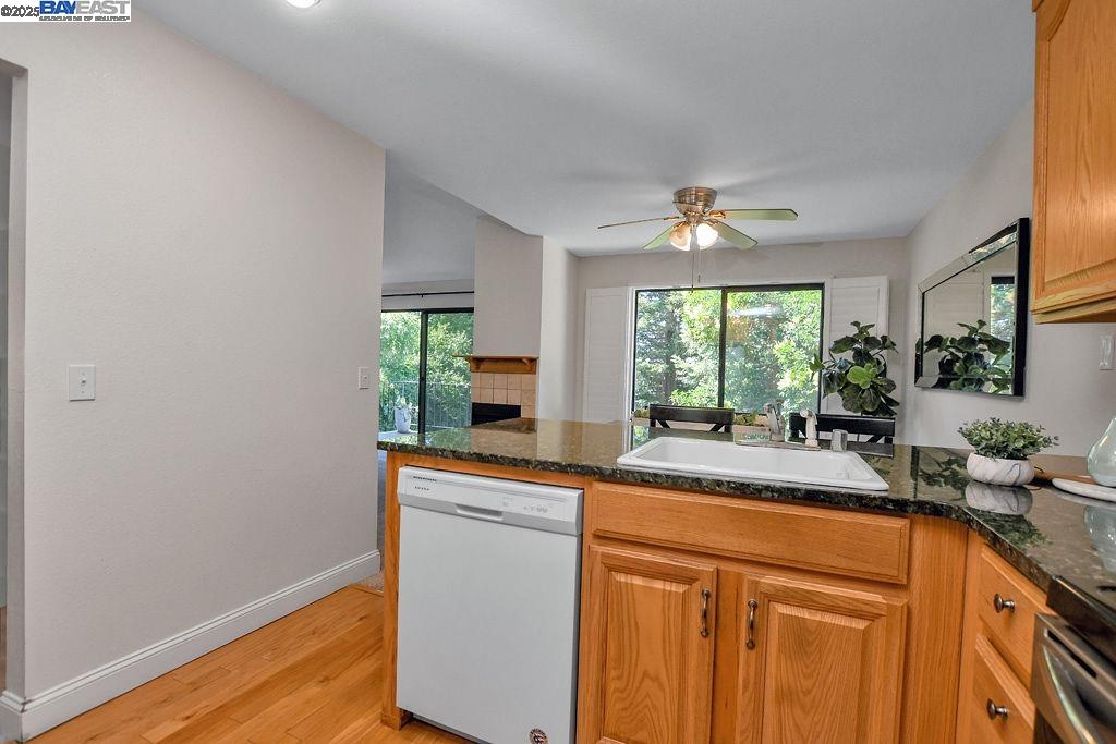 Photo #9: 41102052 Listing: Photo #9