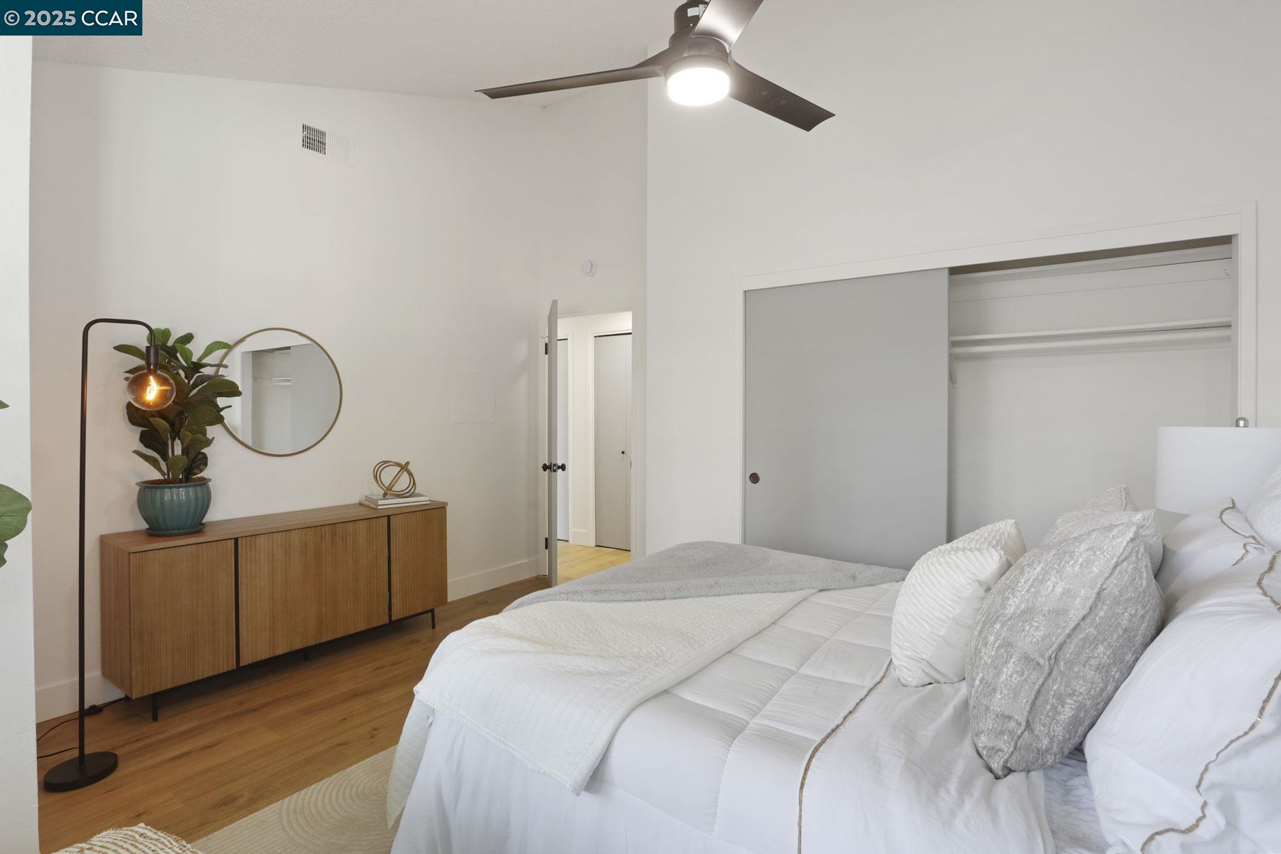 Photo #25: 41102058 Listing: Photo #25
