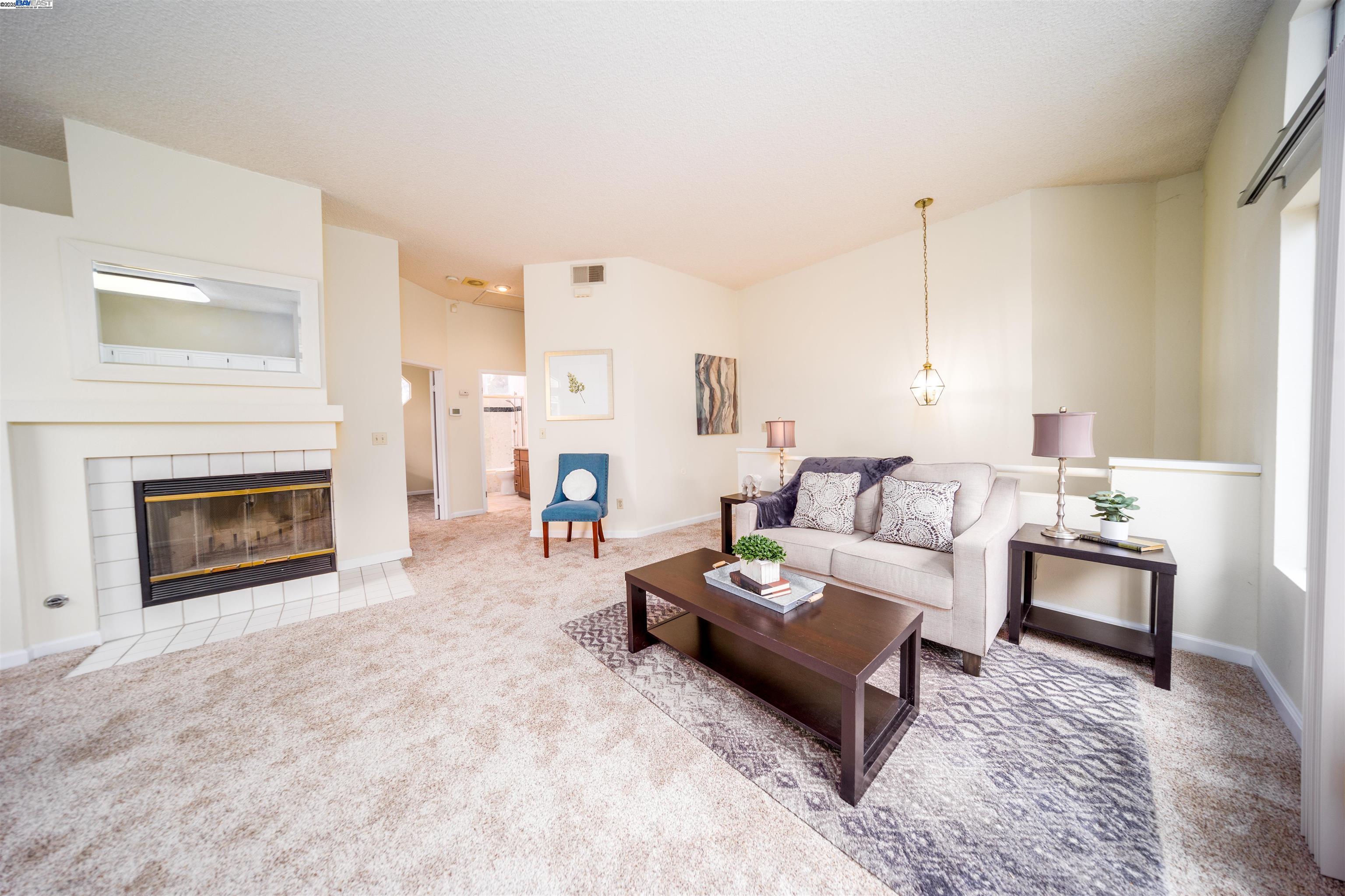 Photo #16: 41102059 Listing: Photo #16