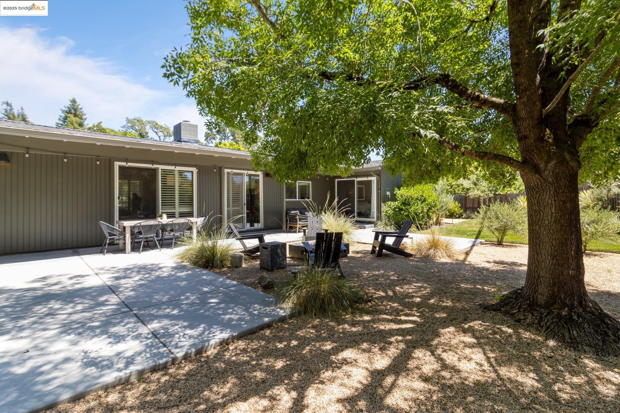 Detail Gallery Image 36 of 48 For 2041 Hidden Valley Dr, Santa Rosa,  CA 95404 - 3 Beds | 2 Baths